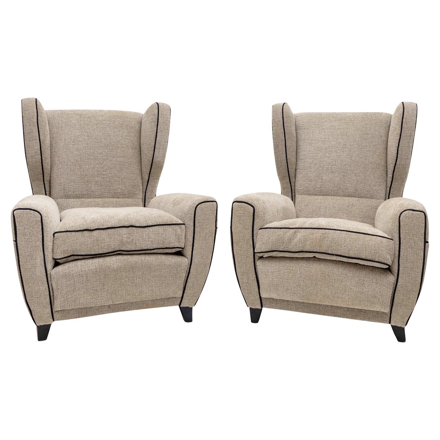 20th Century Grey Italian Pair of Lounge, Wingback Chairs by Melchiorre Bega