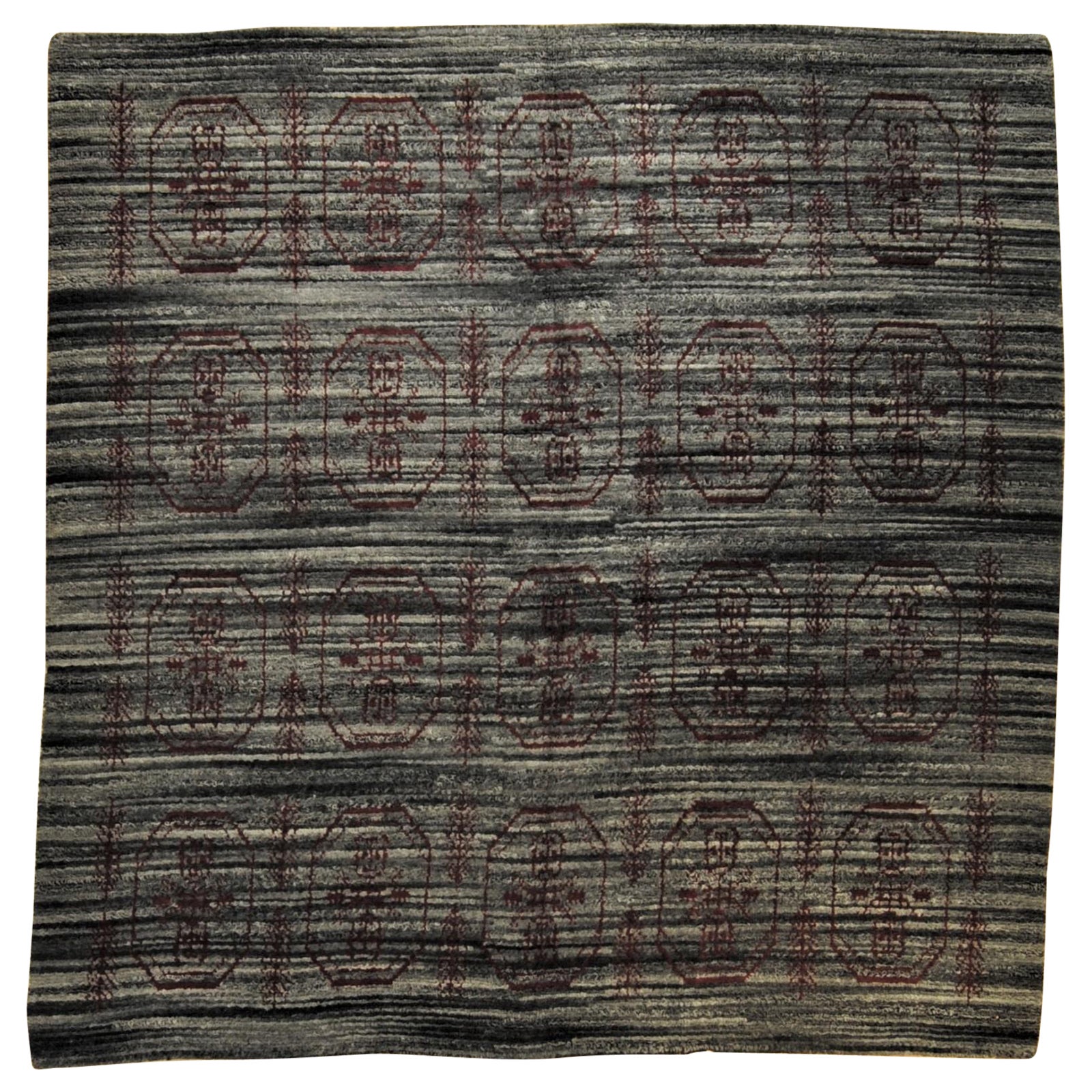 Tappeto quadrato italiano del XX secolo, grigio e rosso, Sardegna, 1960 ca.