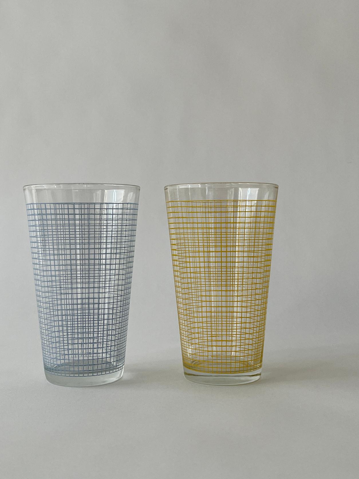 20th Century Grid Glasses In Good Condition For Sale In Miami, FL