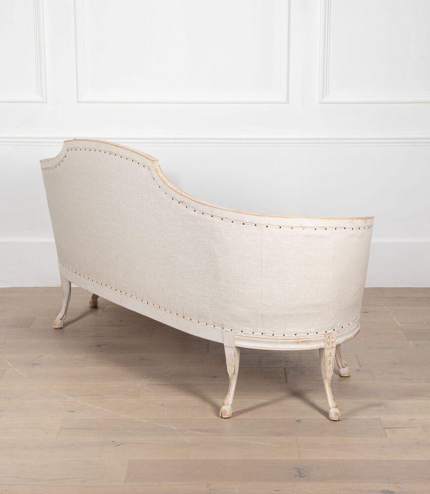 Sofa im Gustavianischen Stil des 20. Jahrhunderts im Zustand „Gut“ in Gloucestershire, GB