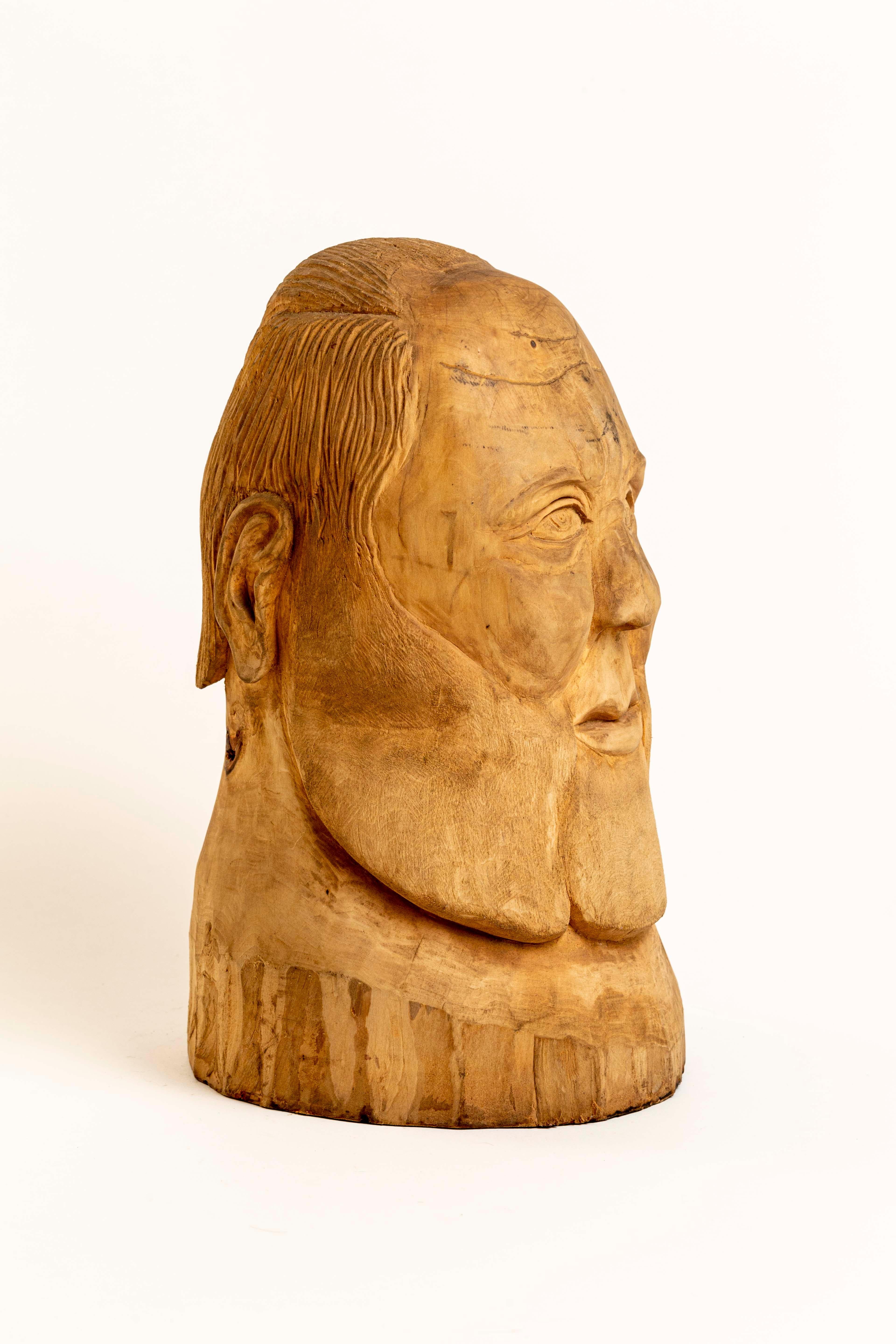Handgeschnitzte Volkskunst-Skulptur aus Holz von Duane Hansen aus dem 20. Jahrhundert (Geschnitzt) im Angebot