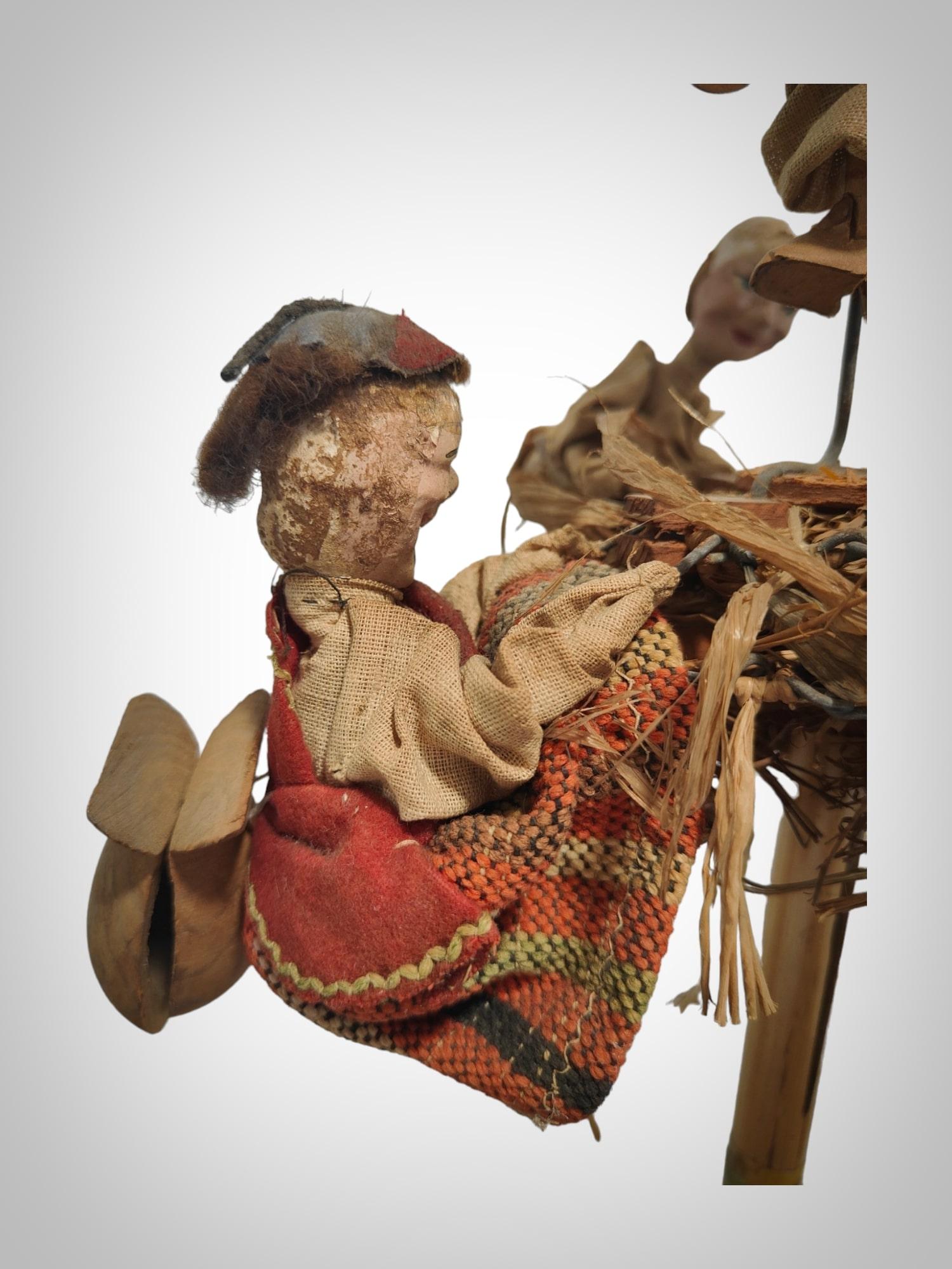 Early 20th Century 20th Century Hand-Cranked Automaton Toy For Sale