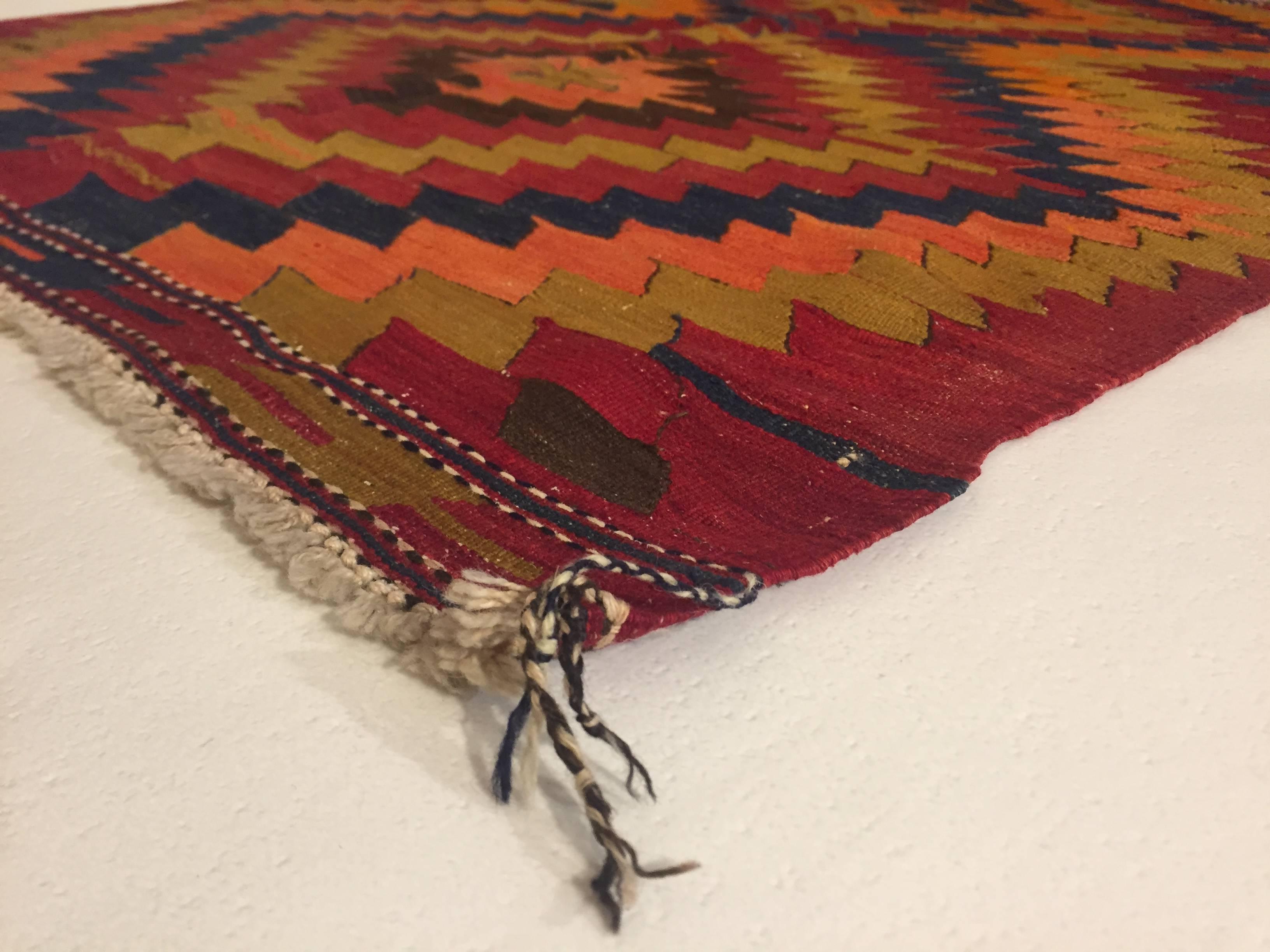 Handgeknüpfter türkischer anatolischer Konya-Kelim-Teppich aus Wolle, 20. Jahrhundert im Angebot 4