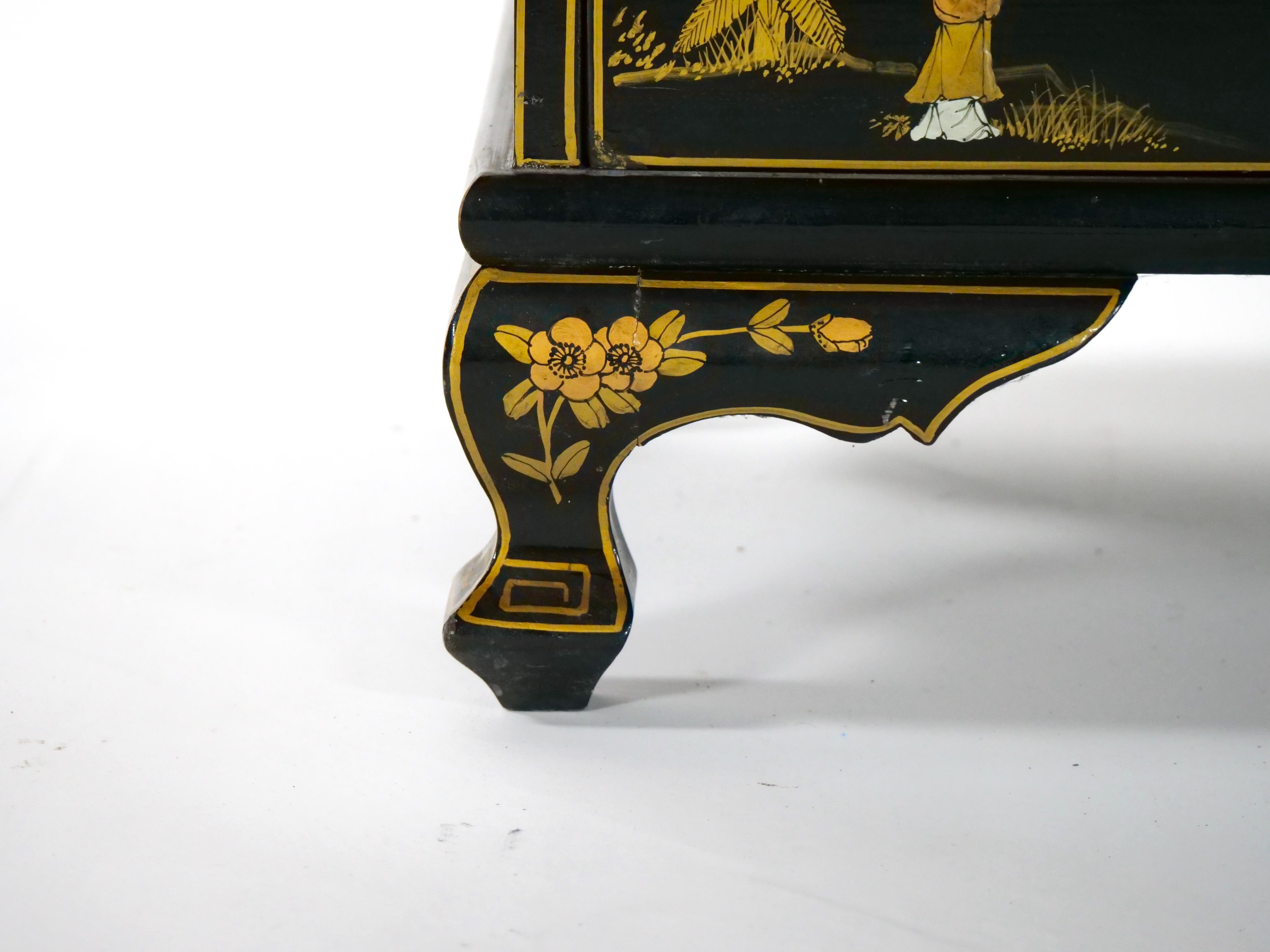 20th Century Hand Painted / Decorated Black Lacquer Dry Bar For Sale 3