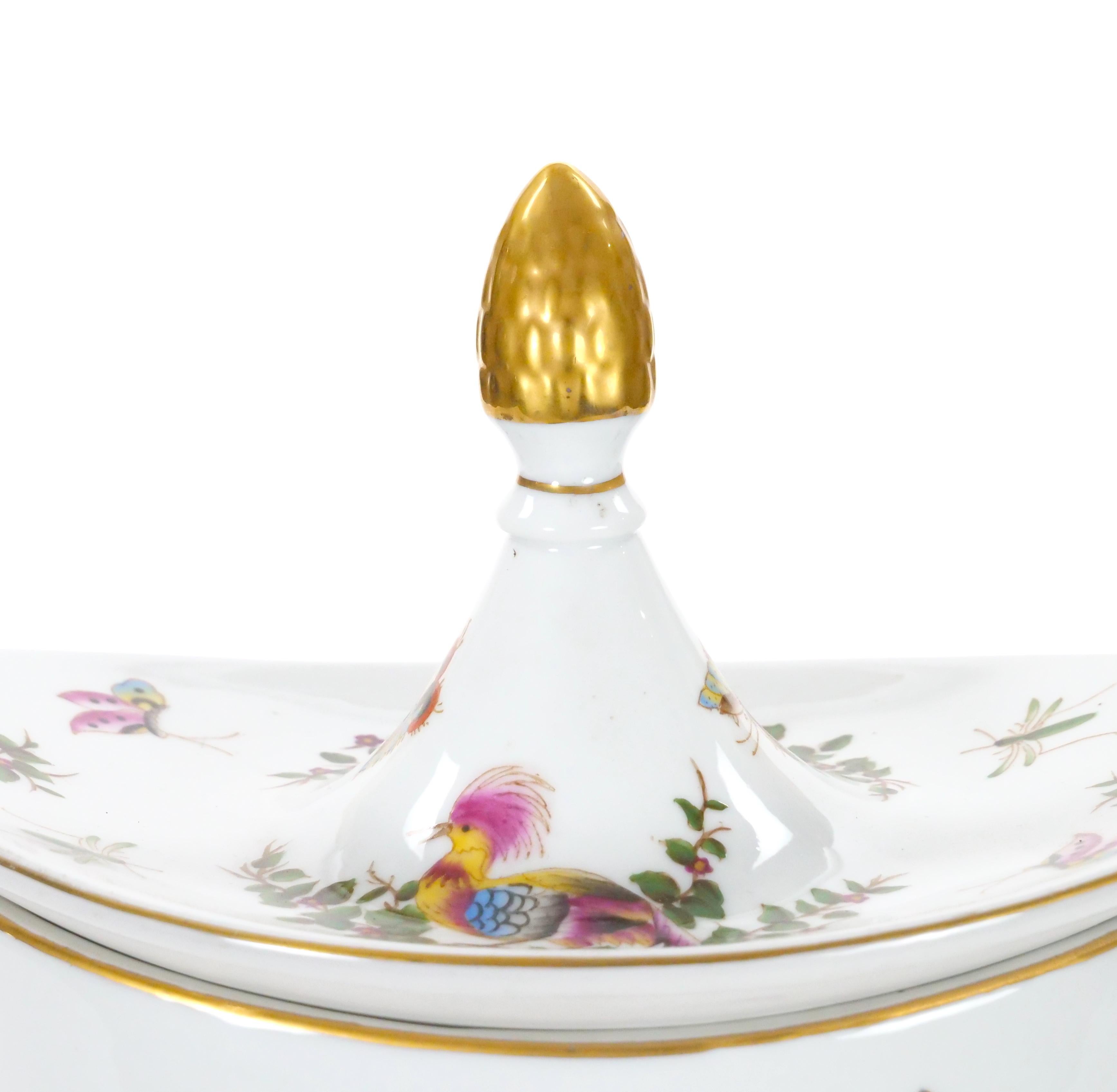 Urne decorative dipinte a mano e dorate del 20° secolo in vendita 3