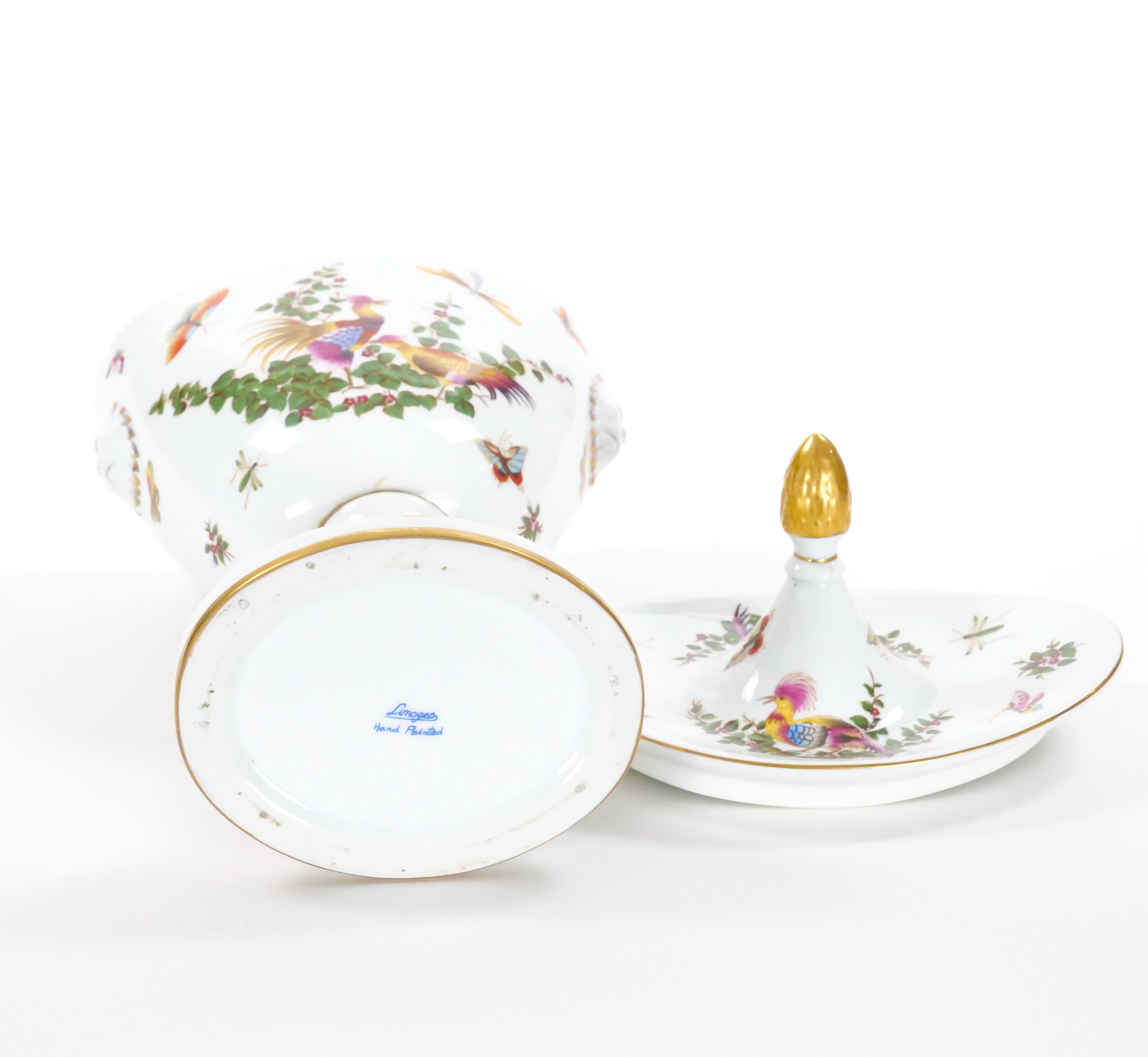 Urne decorative dipinte a mano e dorate del 20° secolo in vendita 12