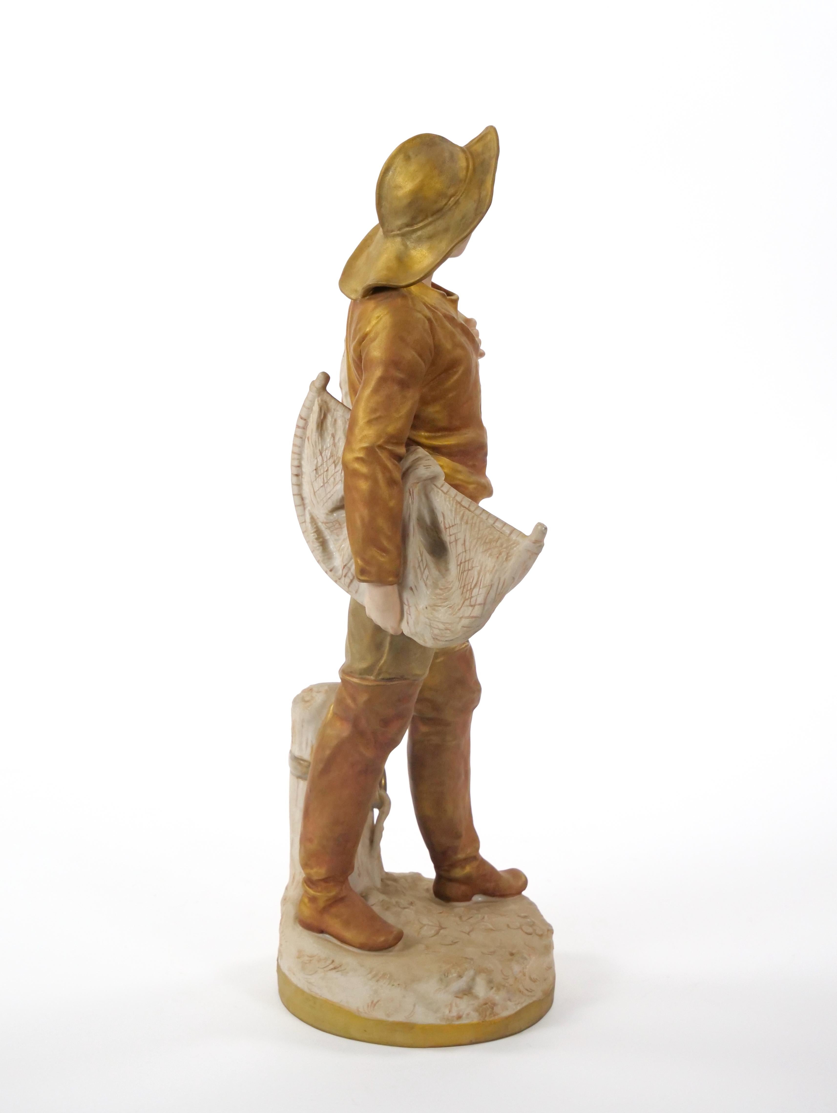Escultura masculina decorativa de porcelana pintada a mano/dorada del siglo XX en Bueno estado para la venta en Tarry Town, NY