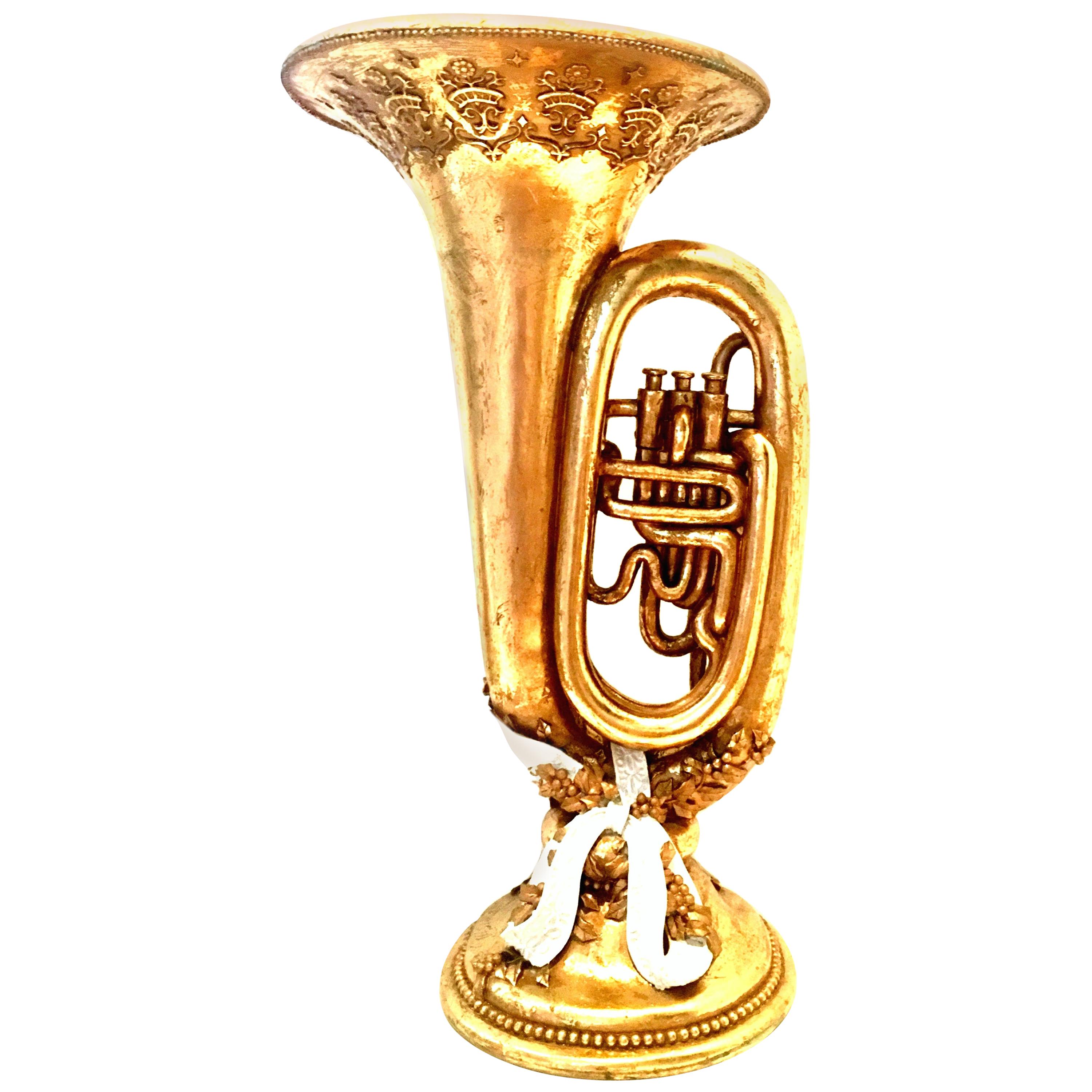 20th Century Hand Painted Gold Leaf Ceramic French Horn Center Vase For Sale