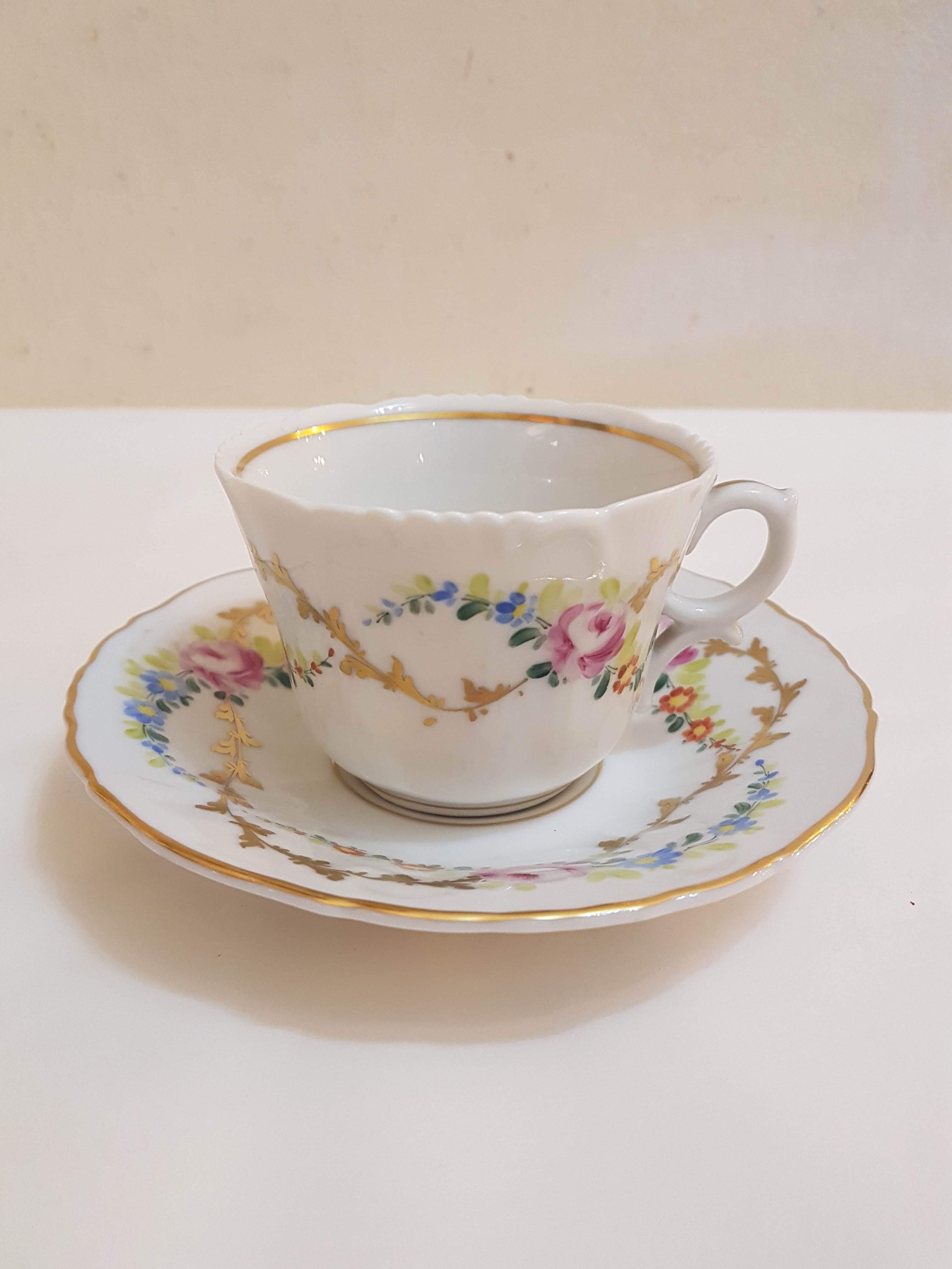 Victorian 20th Century Hand-Painted Vista Alegre Porcelain Collectible Tea Cup and Saucer
