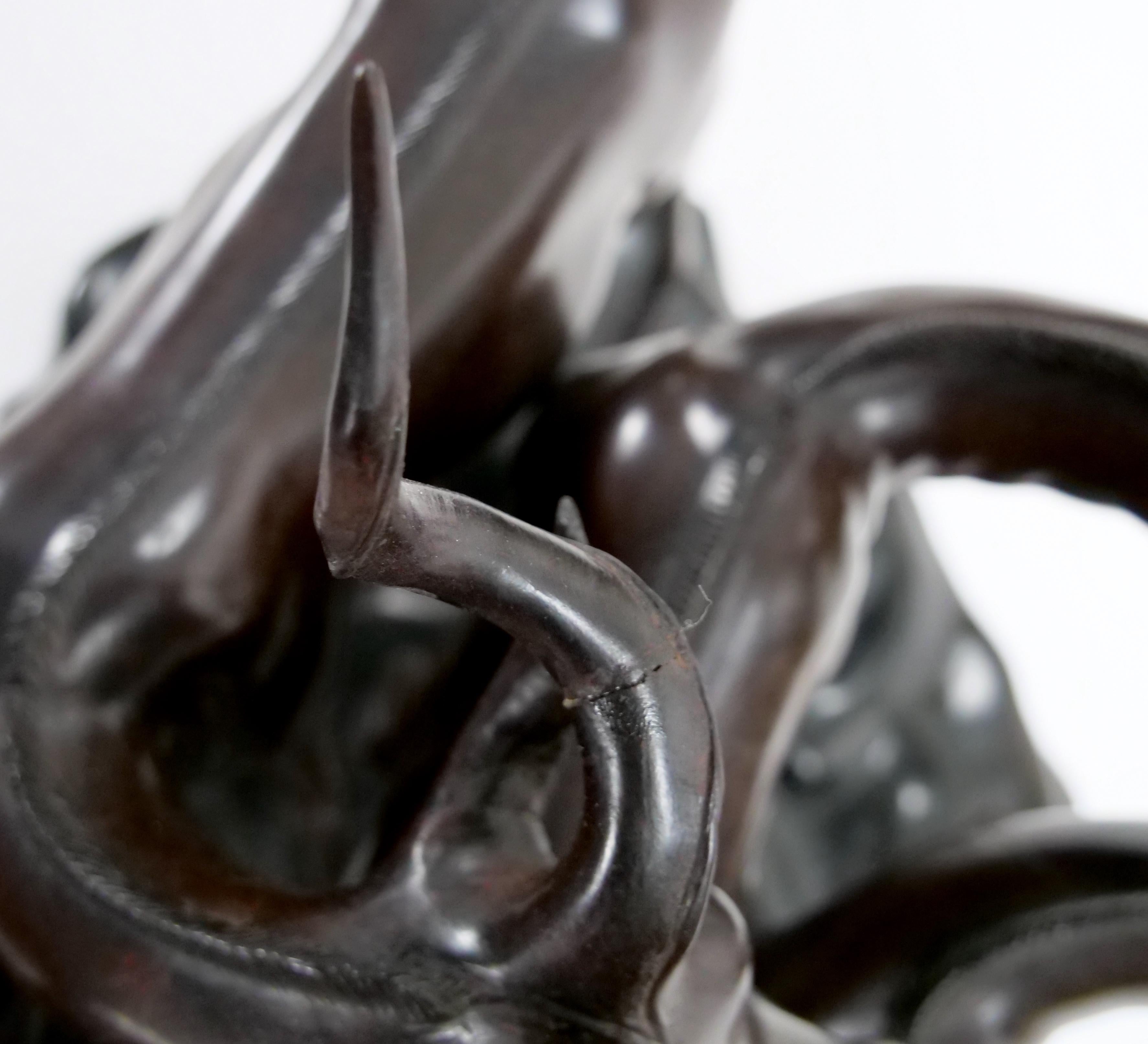 Escultura Decorativa de Madera Pintada a Mano del Siglo XX / Paquete de Gacelas en venta 9