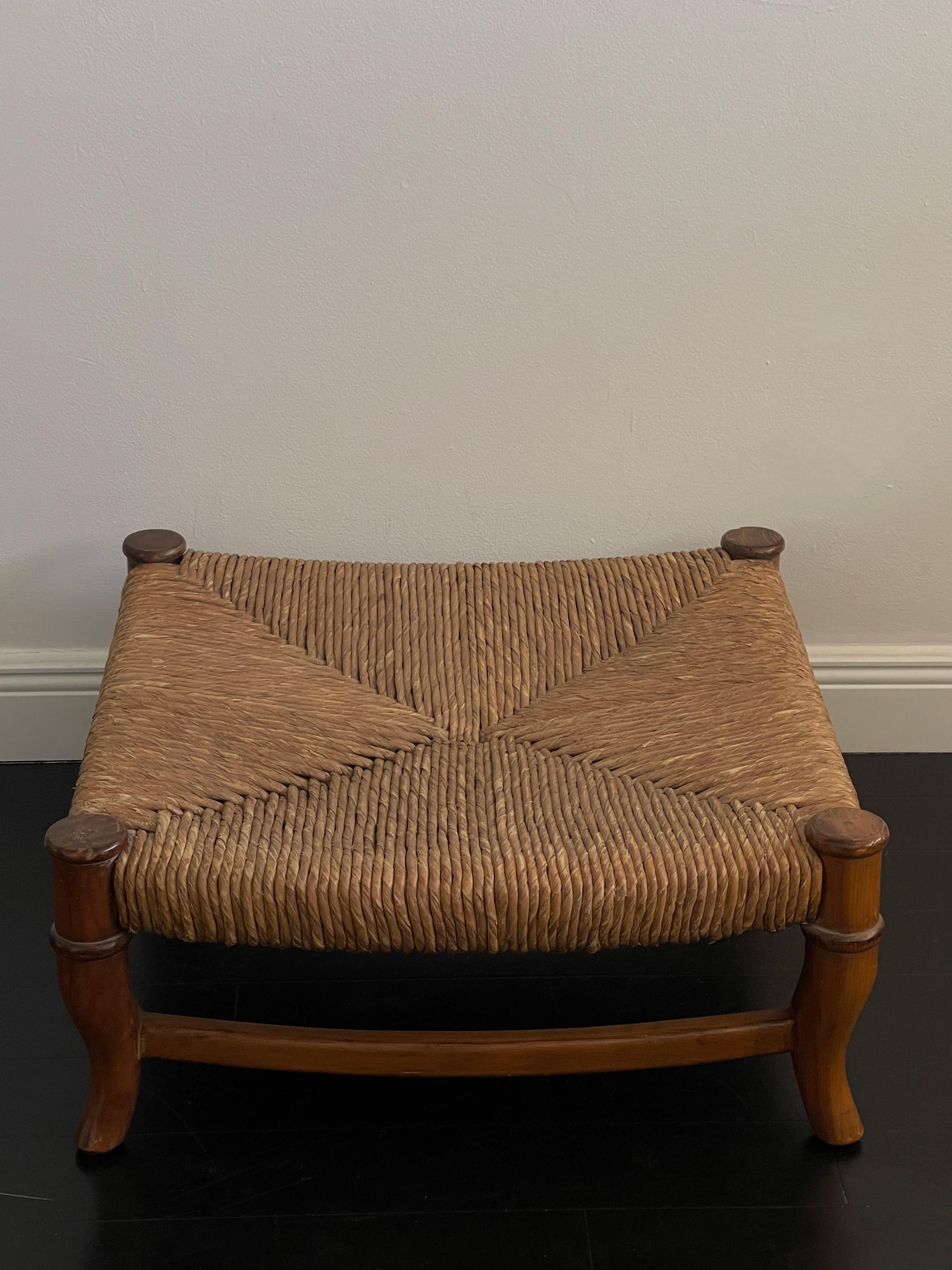 American 20th Century Hand Woven Wicker and Wood Ottoman For Sale