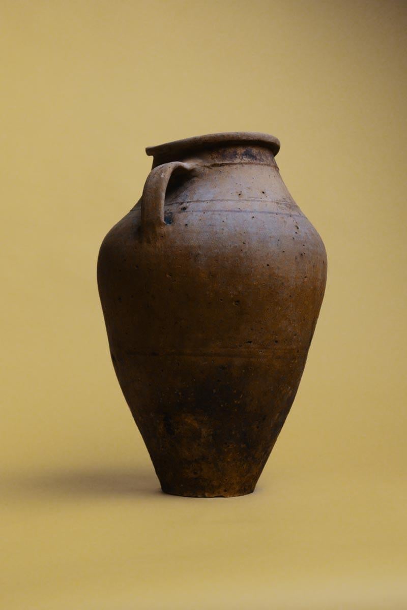 Vaso per la conservazione del grano realizzato a mano nel XX secolo In condizioni buone in vendita a London, GB