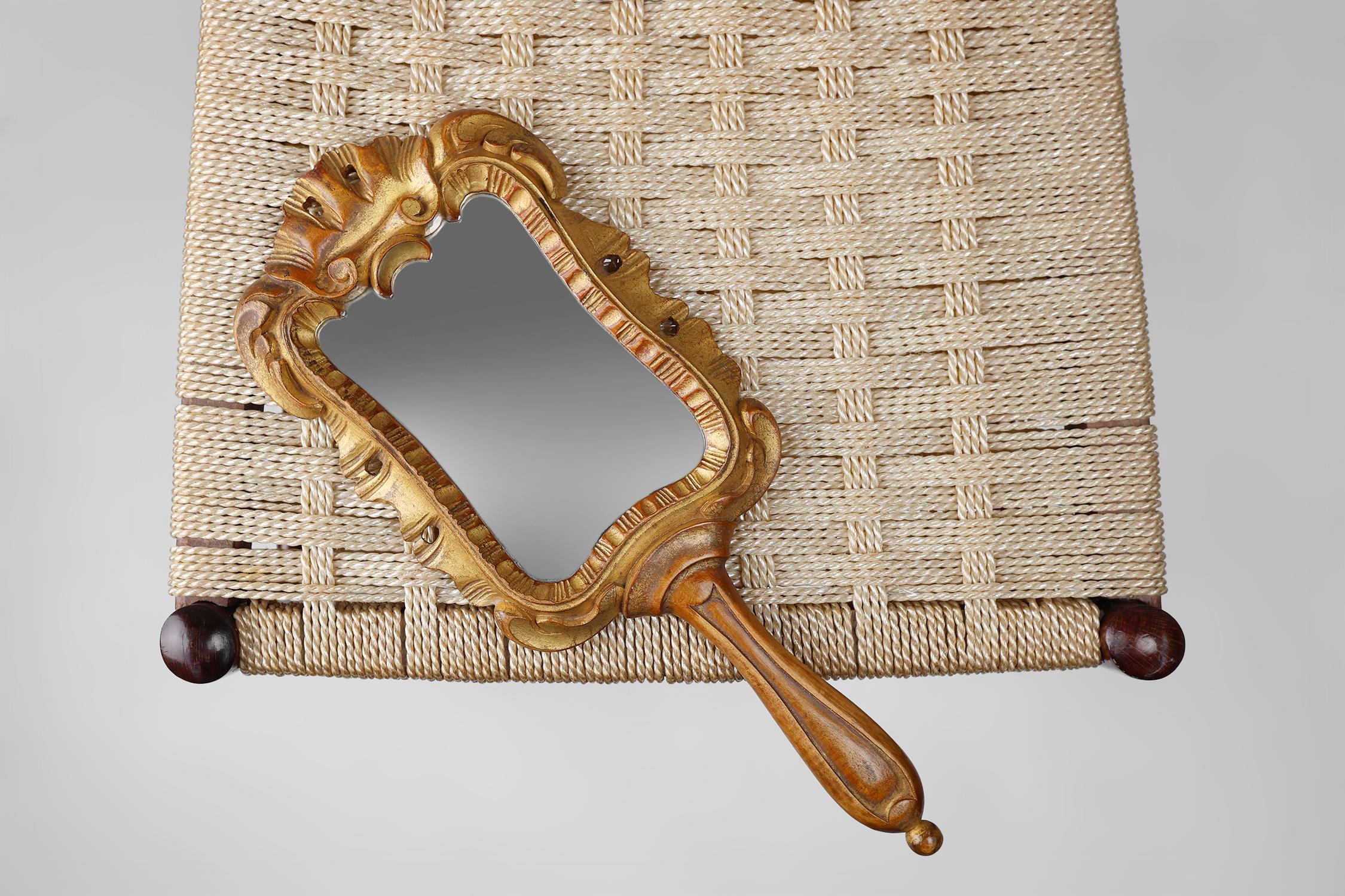 Miroir à main en bois, fabriqué à la main au 20e siècle, France en vente 3