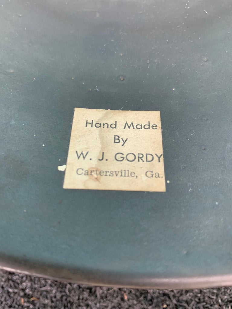 American 20th Century Handmade Pottery Plate by W.J. Gordy Original Label & Potter's Mark