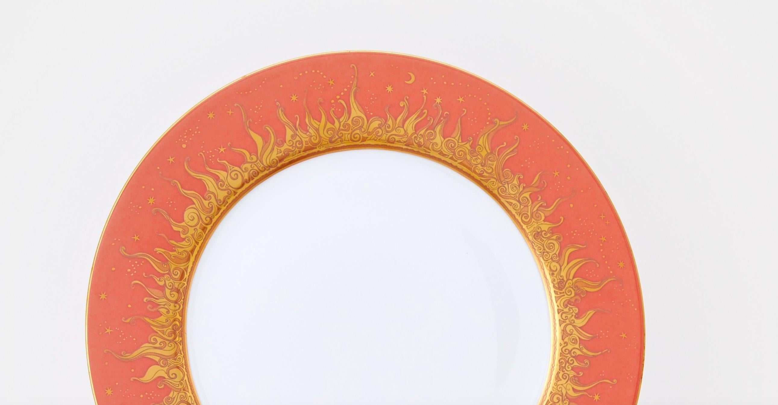 Vajilla de porcelana Haviland Limoges del siglo XX - Plato bajo diseño Soleil en venta 1
