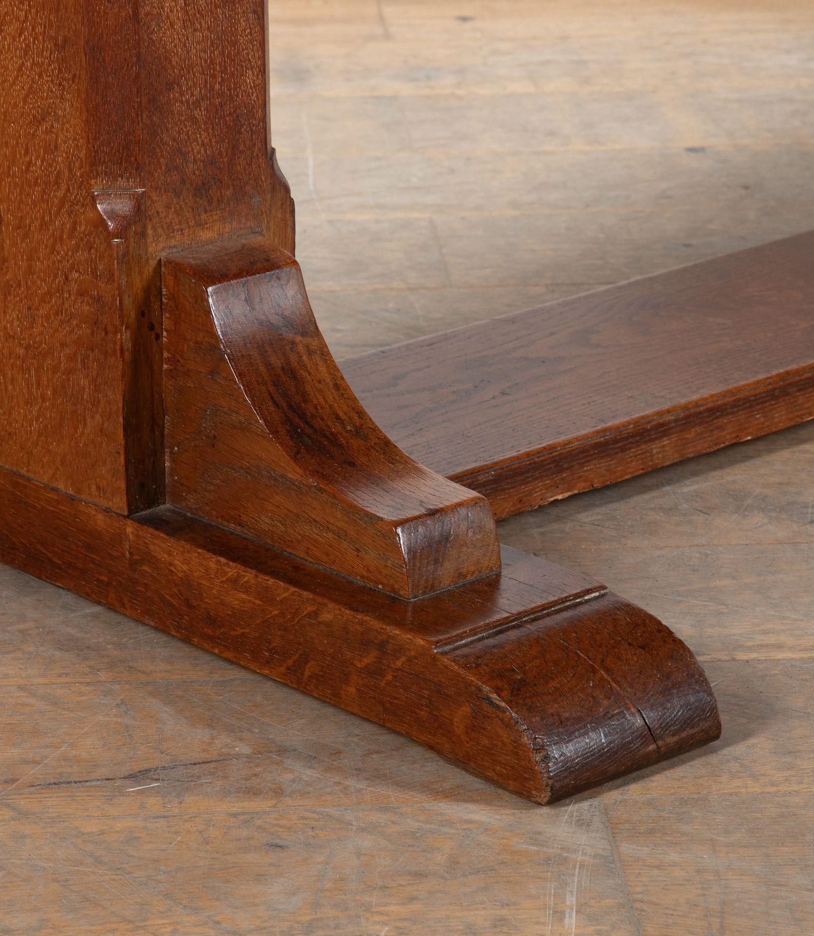 Table de réfectoire en Oak Heal's du 20e siècle en vente 4