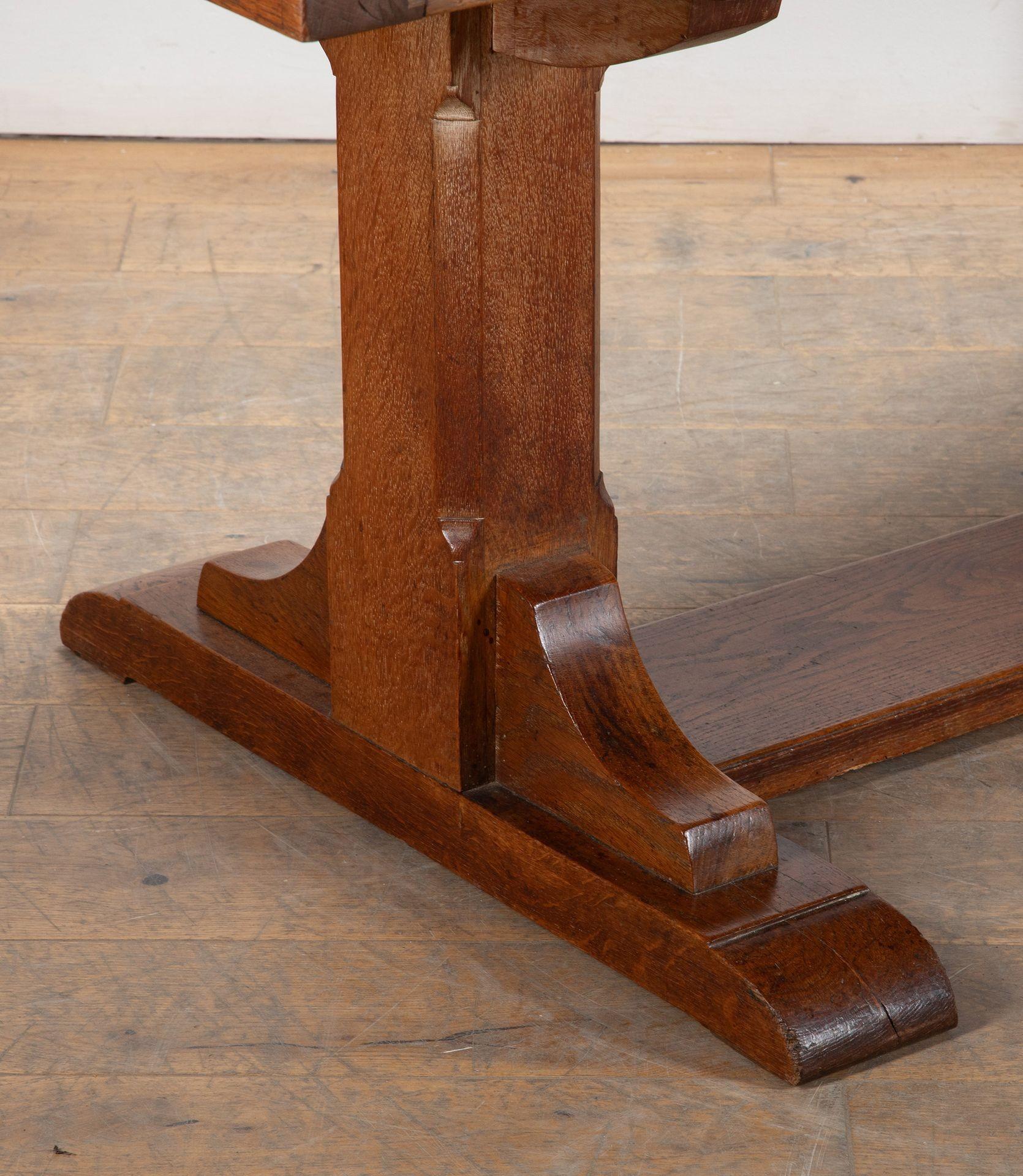 Arts and Crafts Table de réfectoire en Oak Heal's du 20e siècle en vente