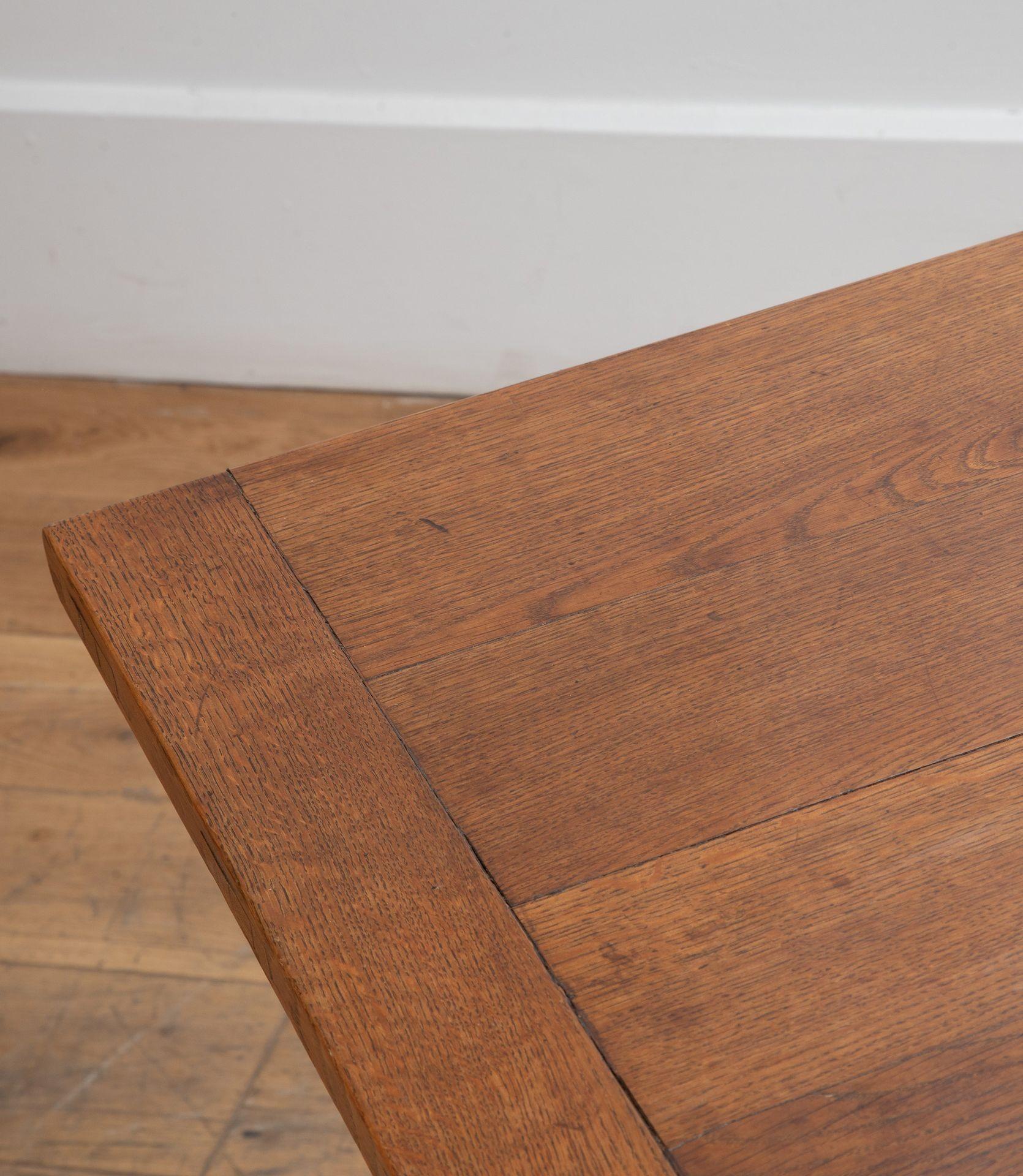 Table de réfectoire en Oak Heal's du 20e siècle Bon état - En vente à Gloucestershire, GB
