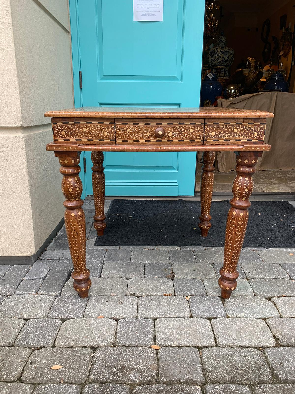 Anglo-Indian 20th Century Heavily Inlaid Teak & Satinwood Square Game Table, Checkerboard Top For Sale