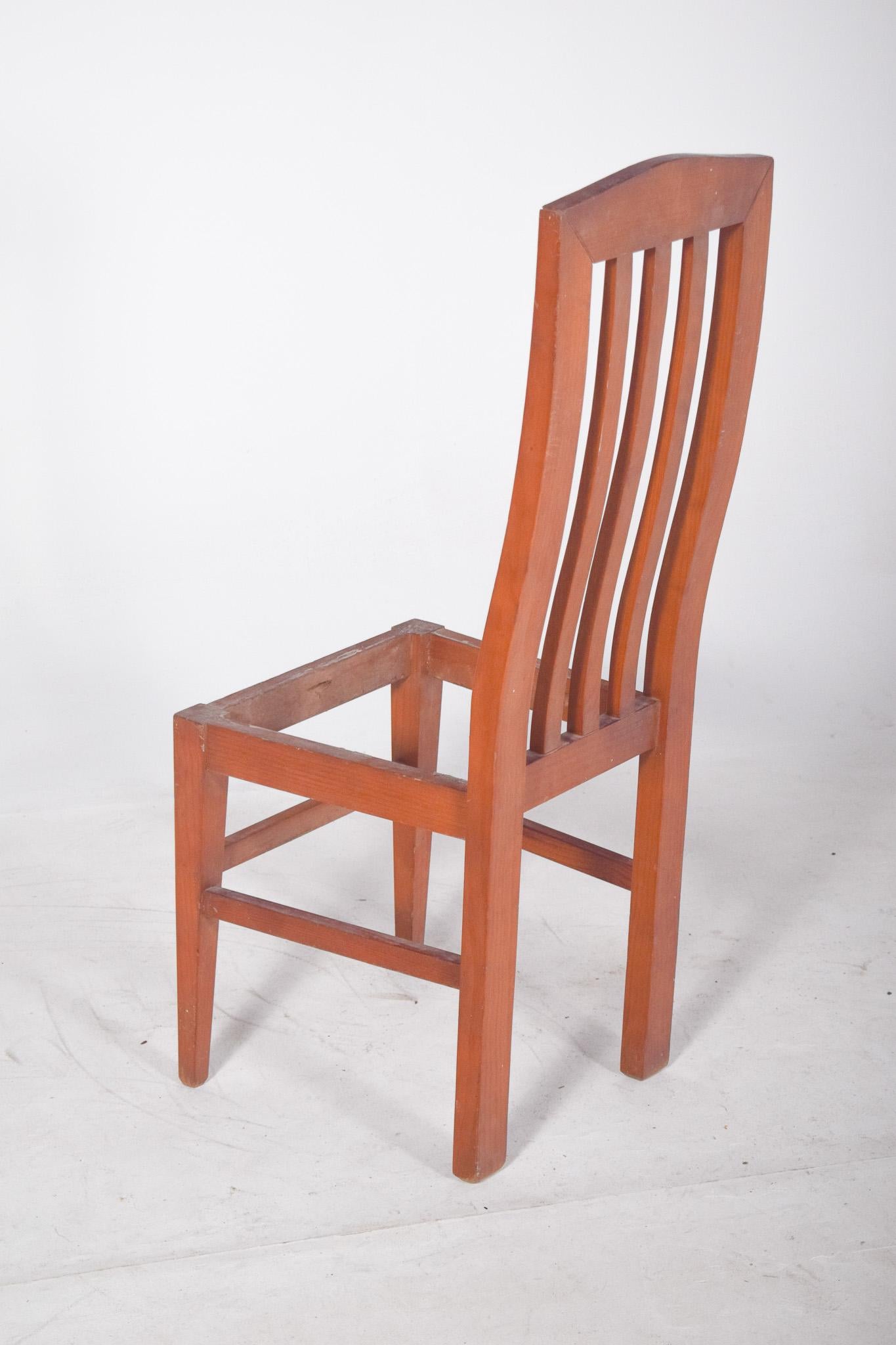 Silla de comedor del siglo XX con respaldo alto Portugués en venta
