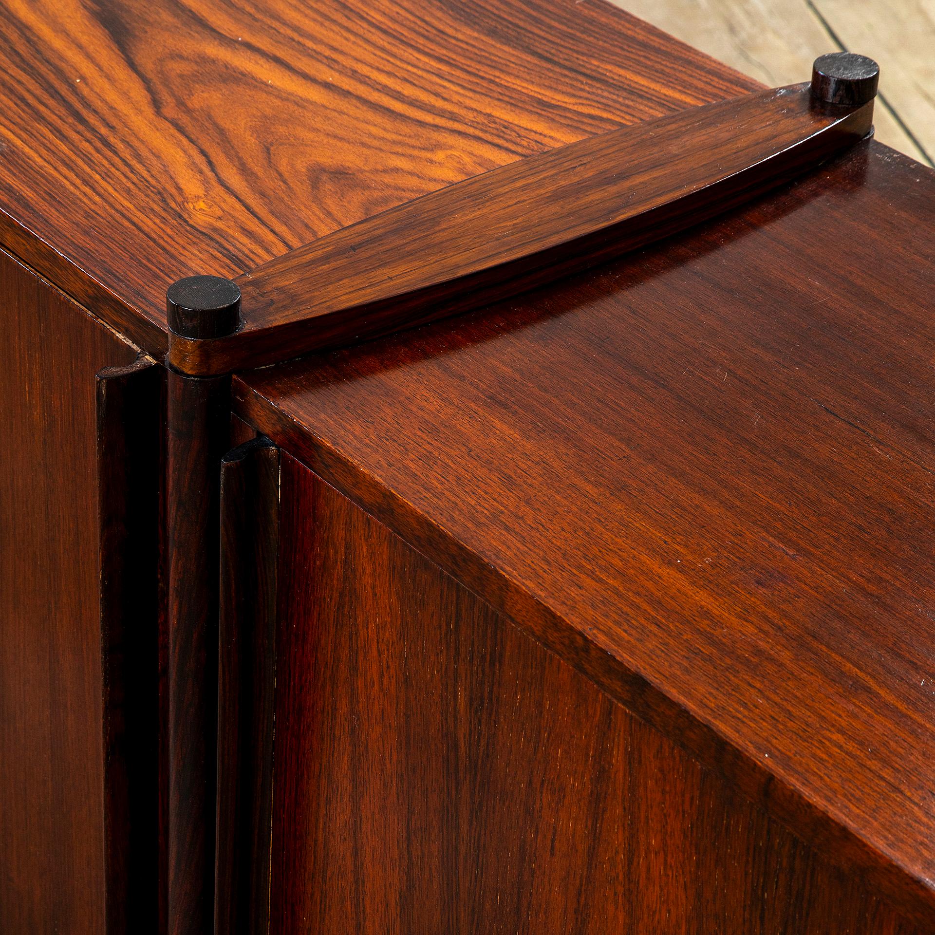 20th Century Hirozi Fukuoh for Gavina Double Cabinet mod. Archimede Wood, 1950s  In Good Condition For Sale In Turin, Turin