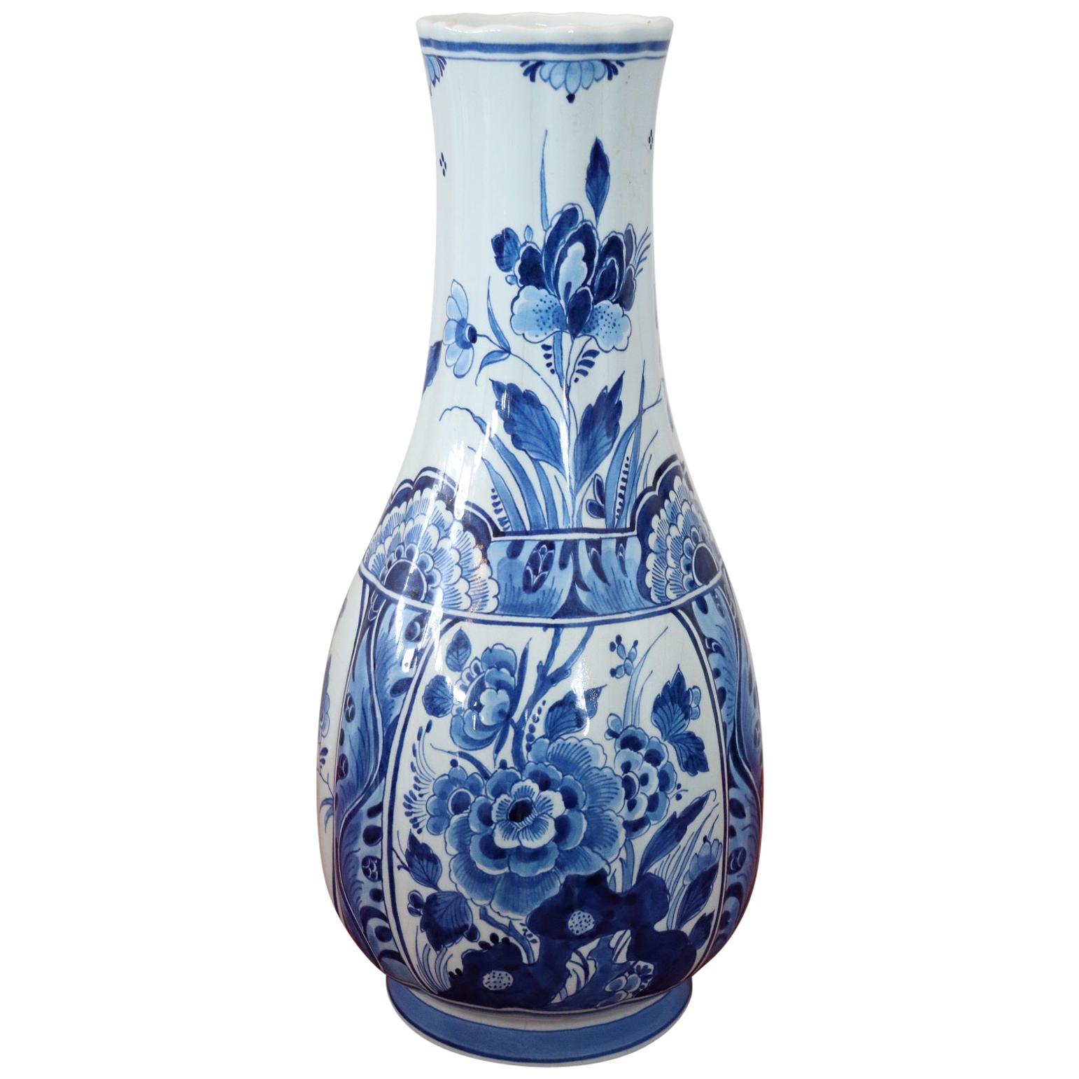 20th Century Holland Ceramic Vase with Blue Floreal Decorations by Delft