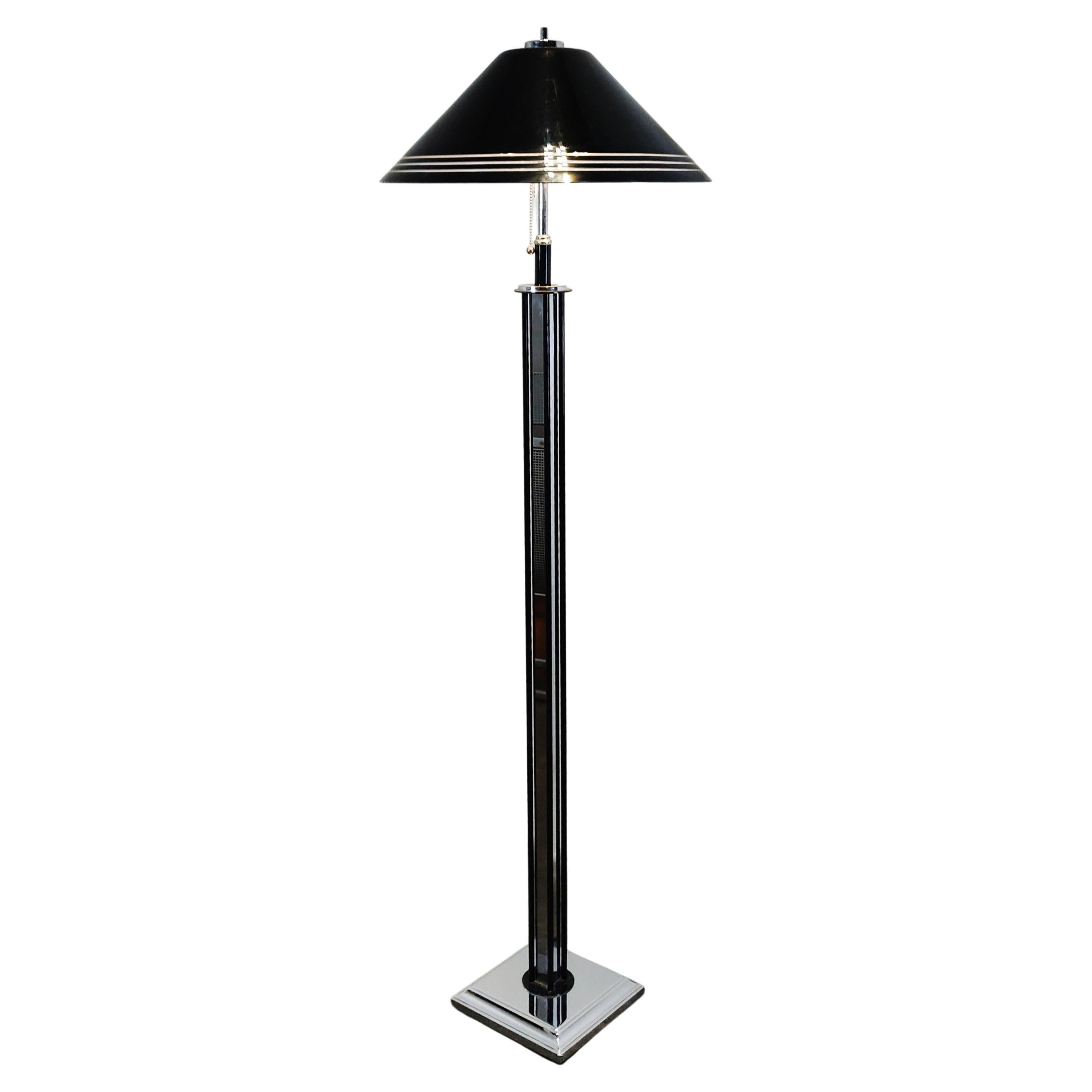 20th Century Hollywood Regency Floor Lamp in style of Willy Rizzo. For Sale