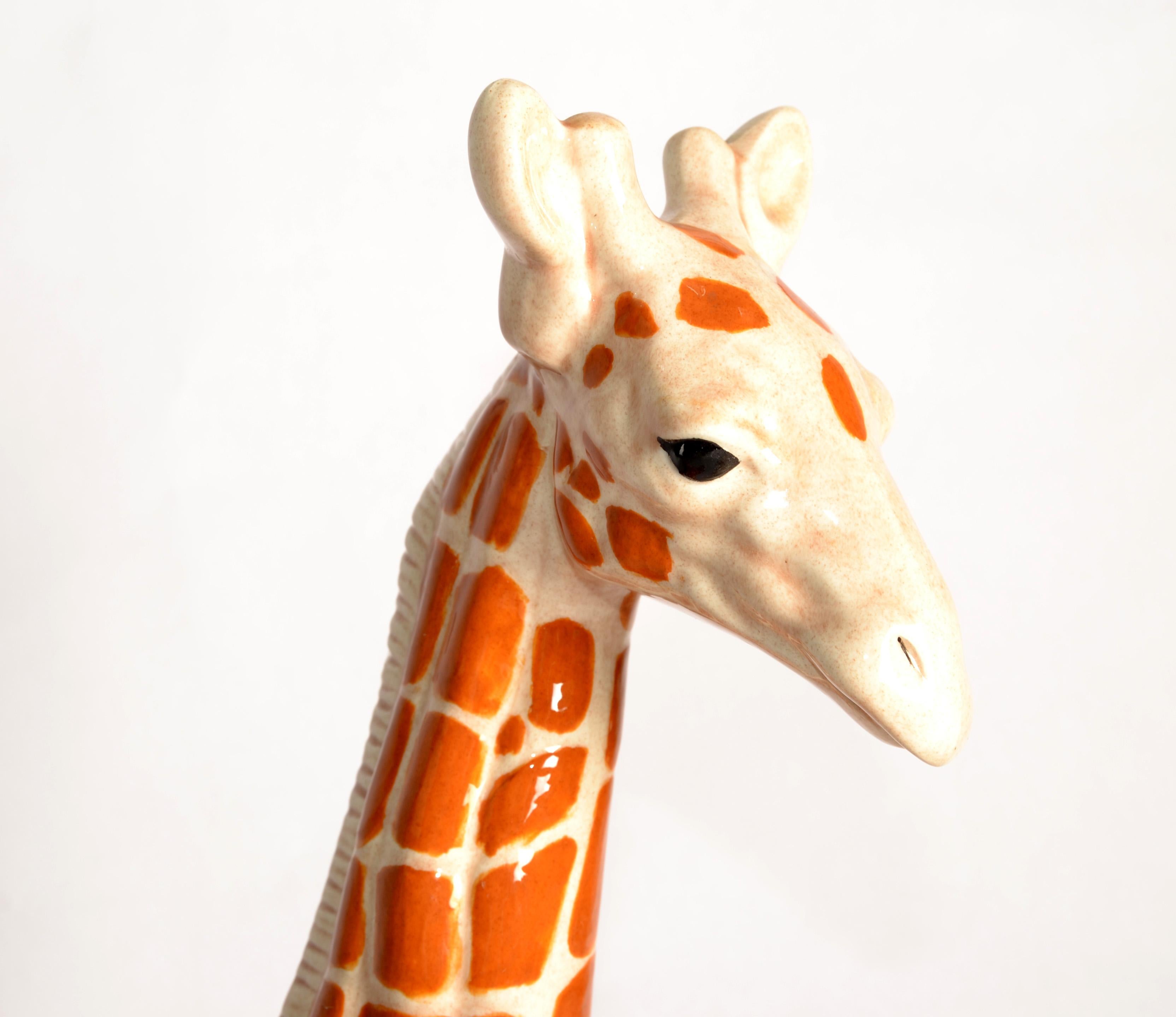 Sculpture de girafe en céramique 