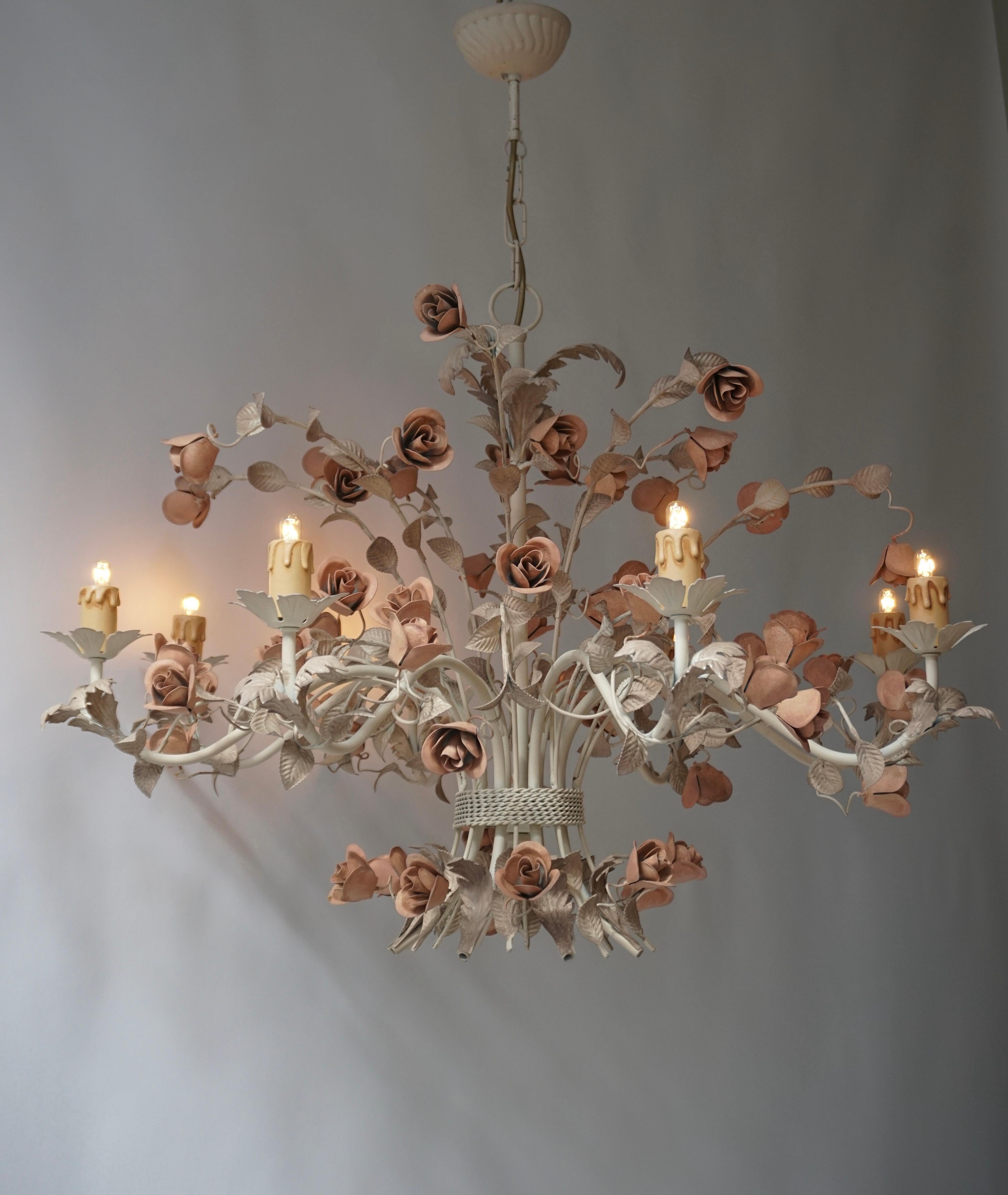 Italian 20th Century Hollywood Regency Style Chandelier with Pink Roses