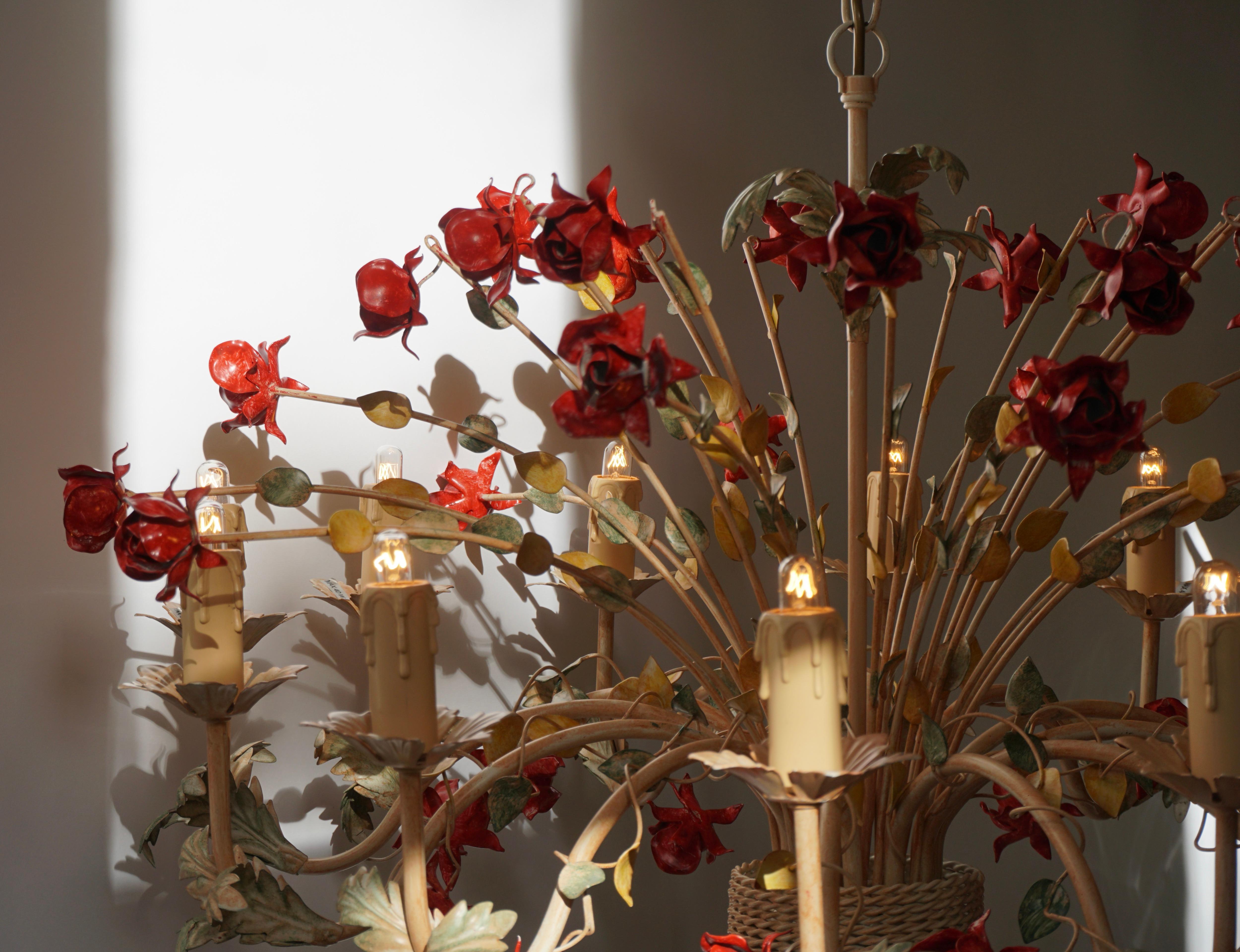 Two 20th Century Hollywood Regency Style Chandelier with Red Roses In Good Condition For Sale In Antwerp, BE