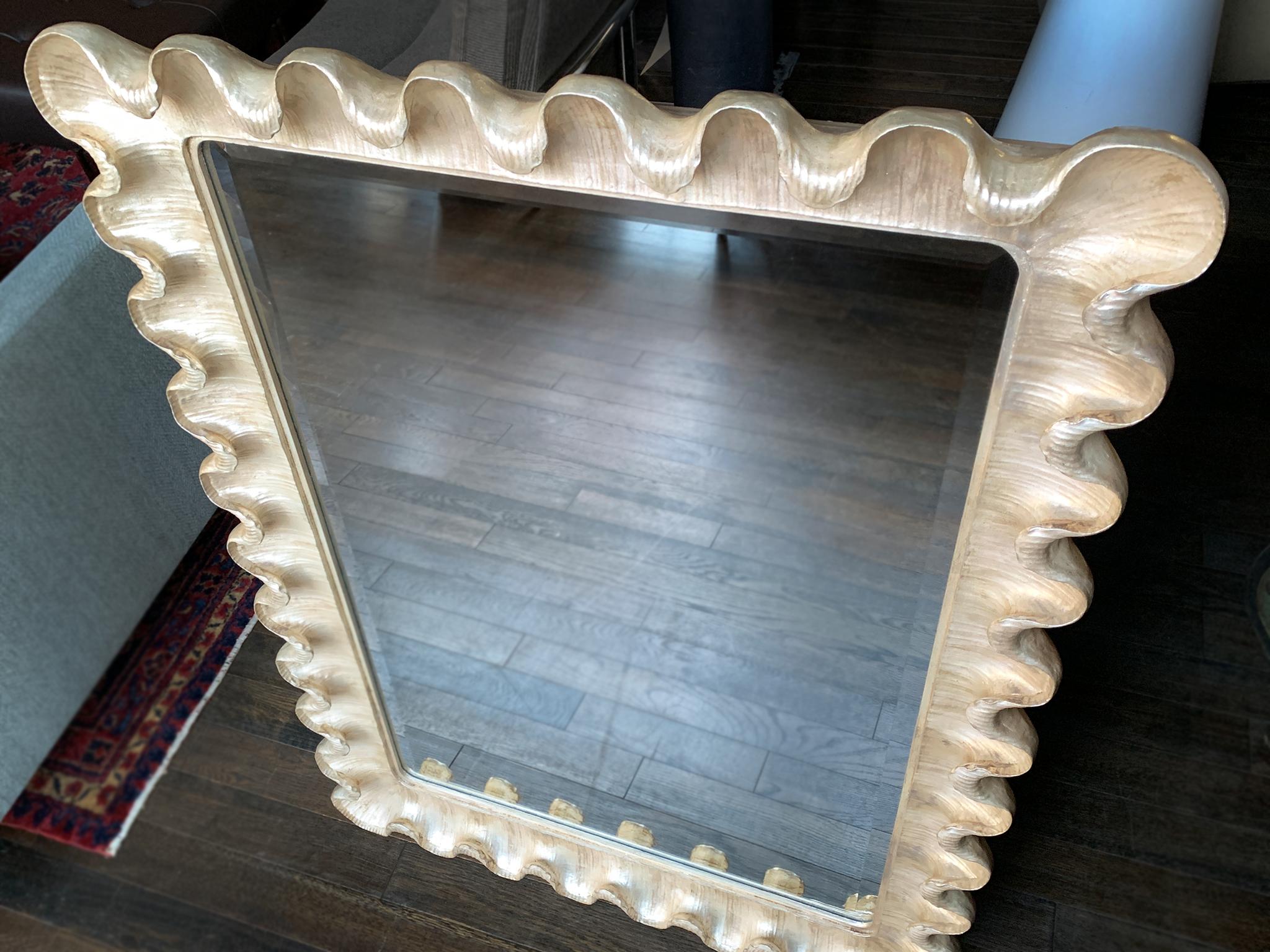 20th Century Hollywood Regency Style Wall Mirror In Good Condition In New York, NY