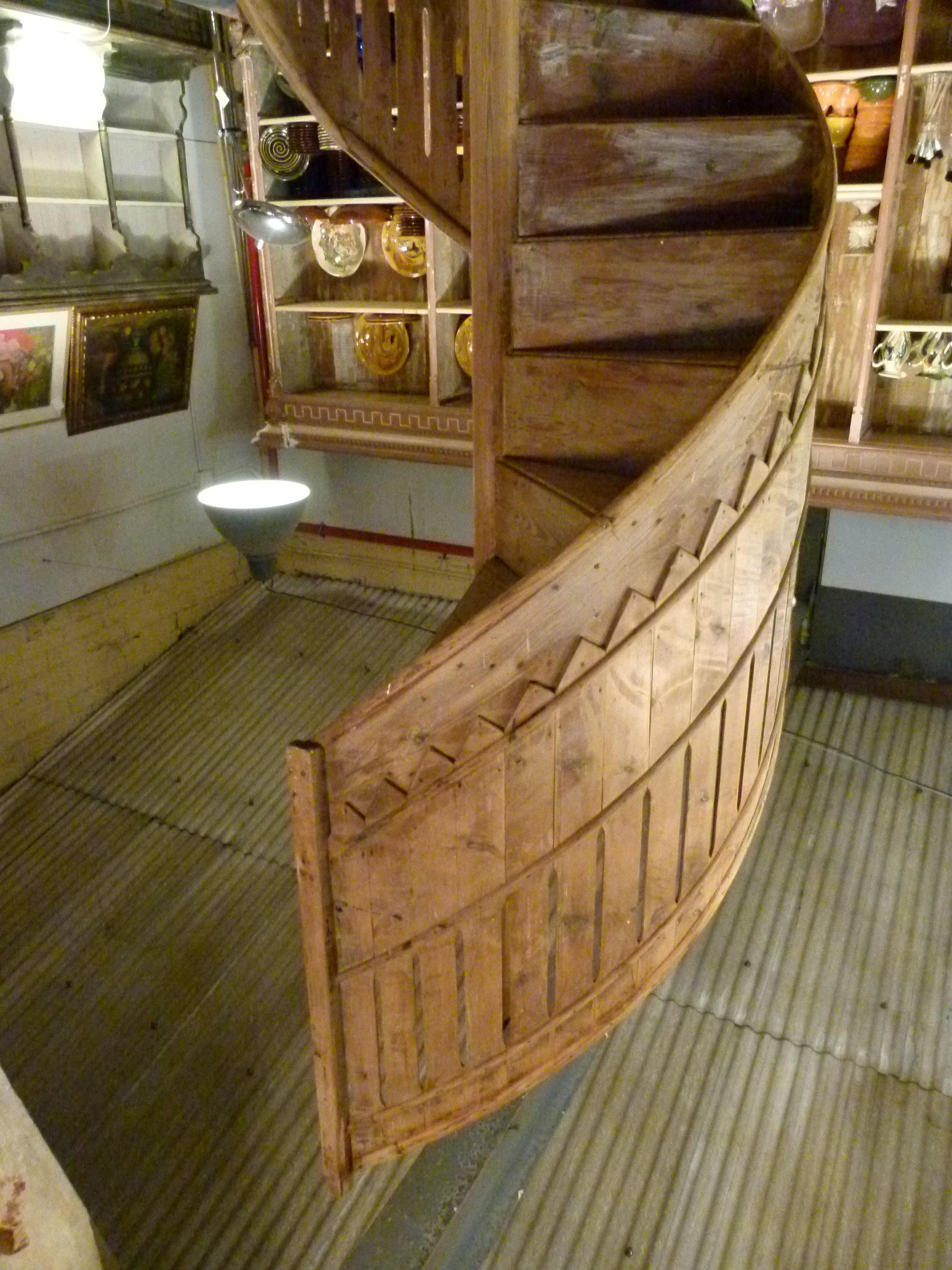 Hand-Carved 20th Century Melis Pine Spanish Spiral Staircase