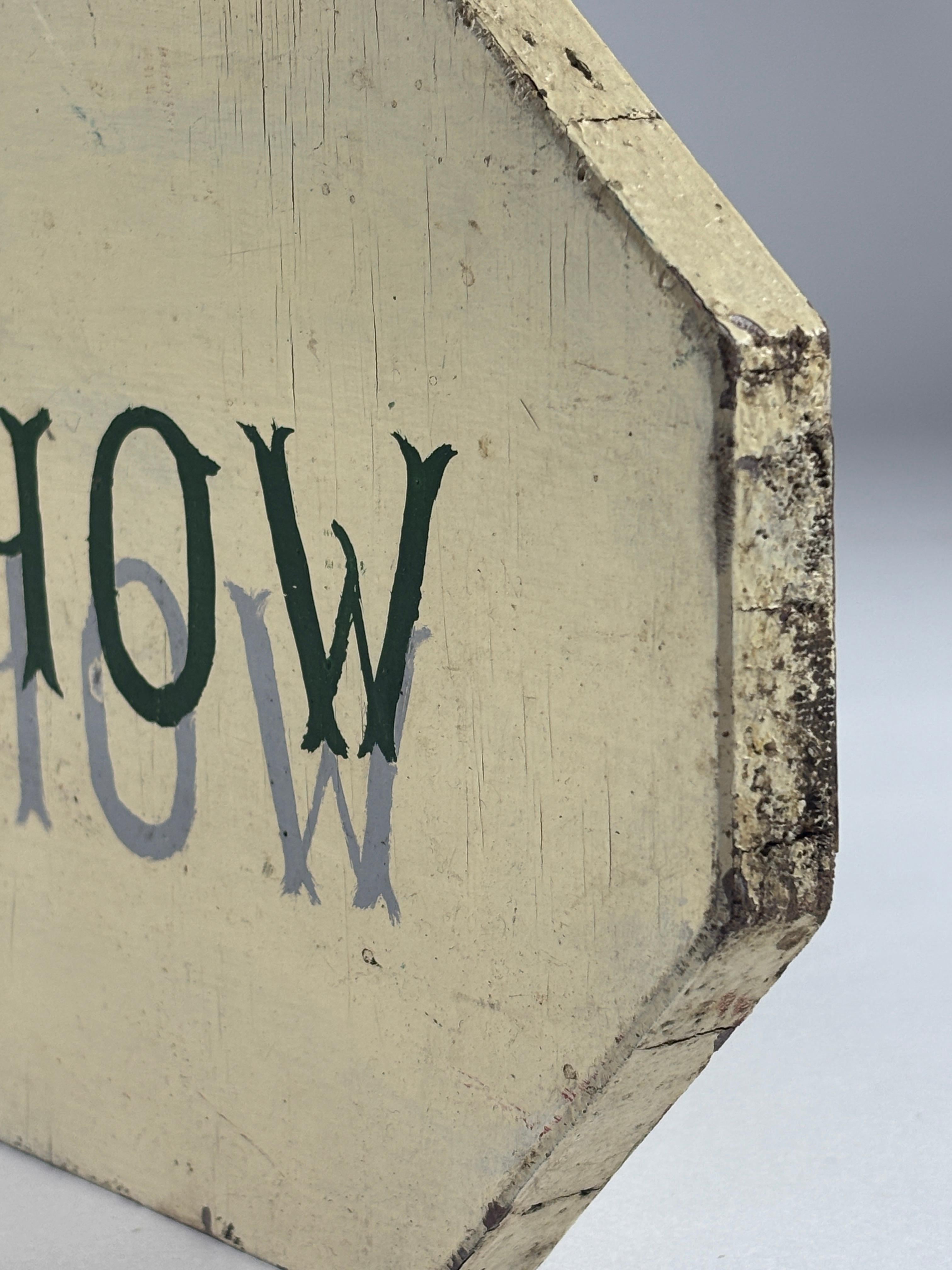 20th Century Horticulture Show Directional Sign im Zustand „Relativ gut“ in Pease pottage, West Sussex