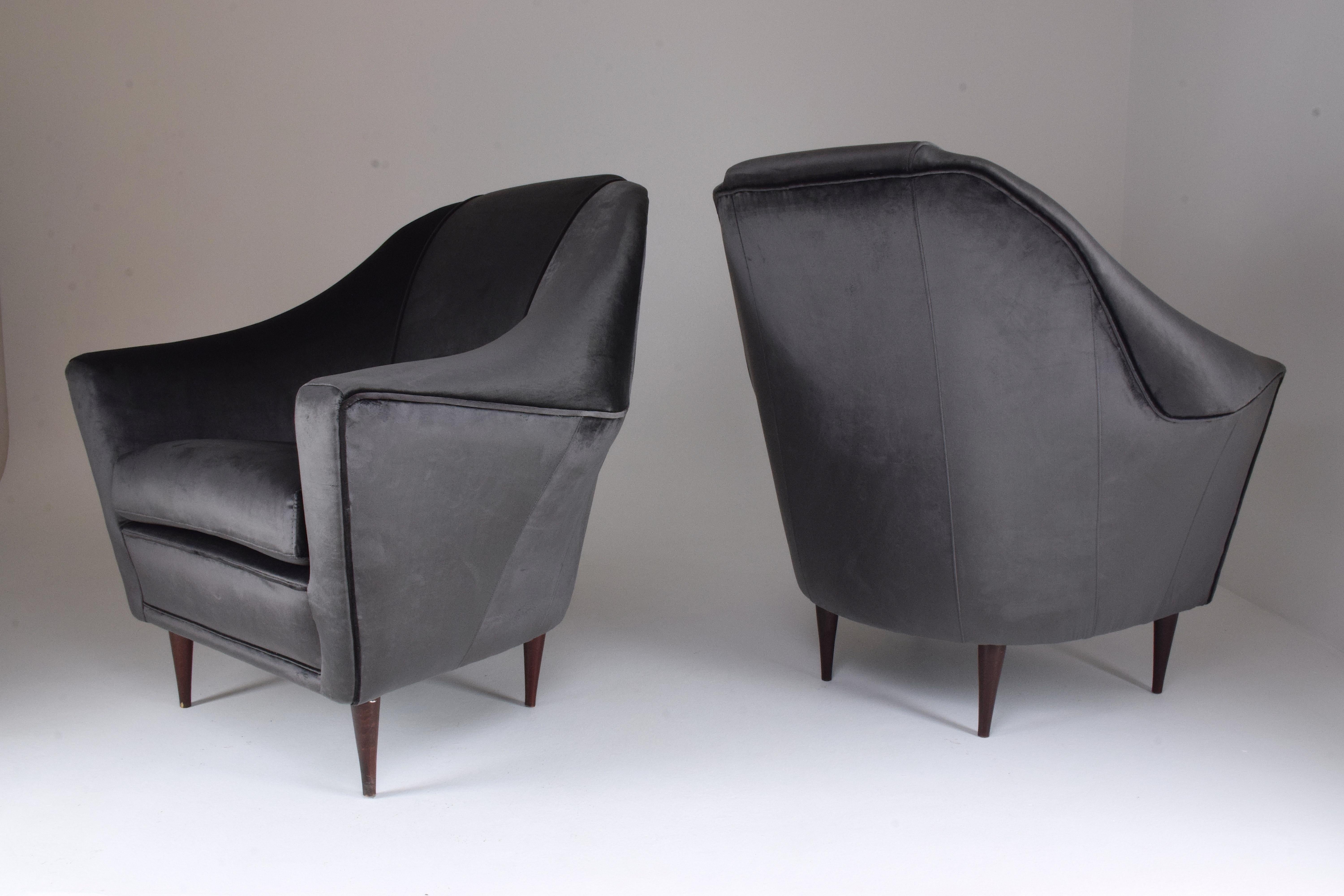 Italian 20th Century Ico Parisi Armchairs for Ariberto Colombo, Set of Two, 1950s For Sale