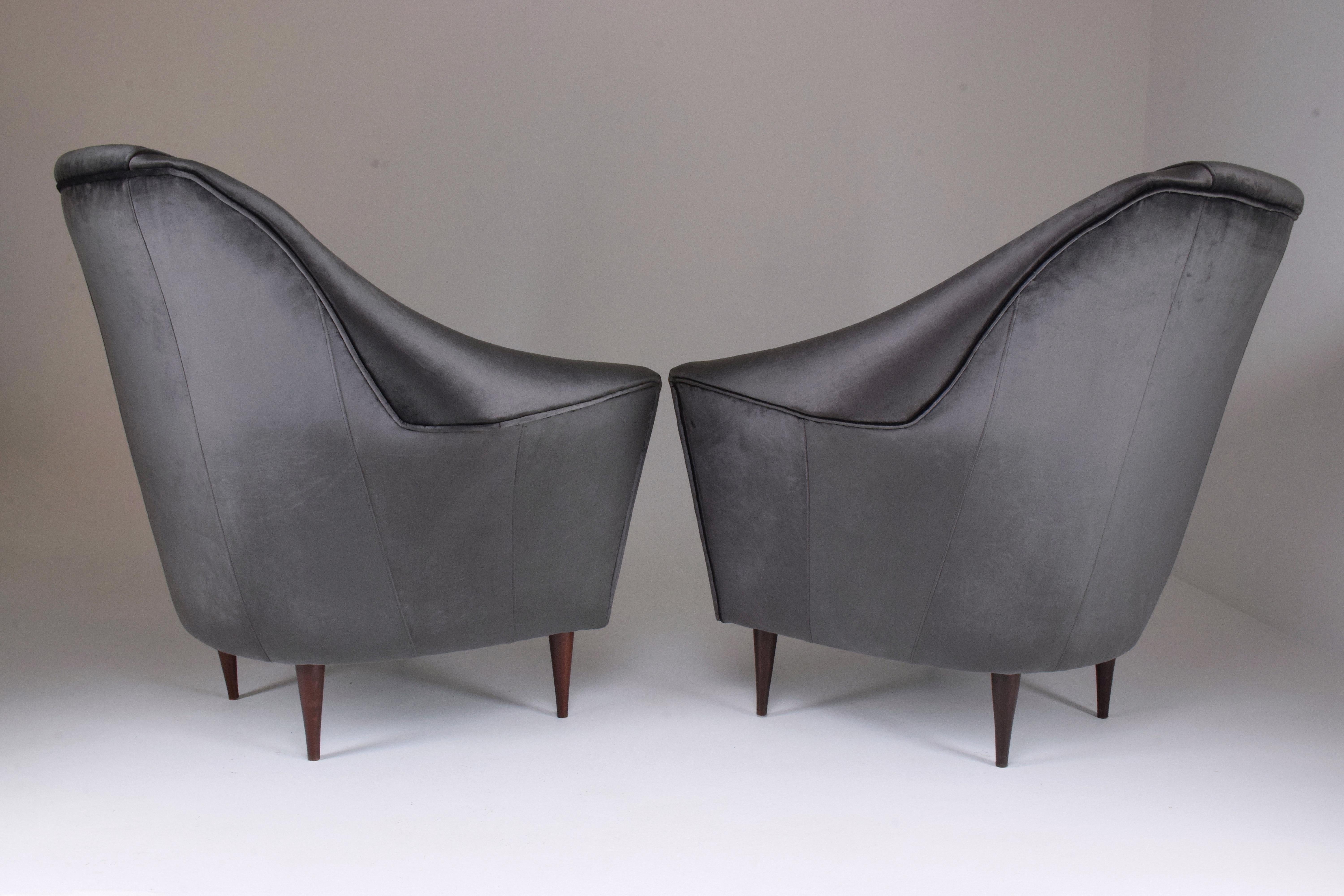 Velvet 20th Century Ico Parisi Armchairs for Ariberto Colombo, Set of Two, 1950s For Sale