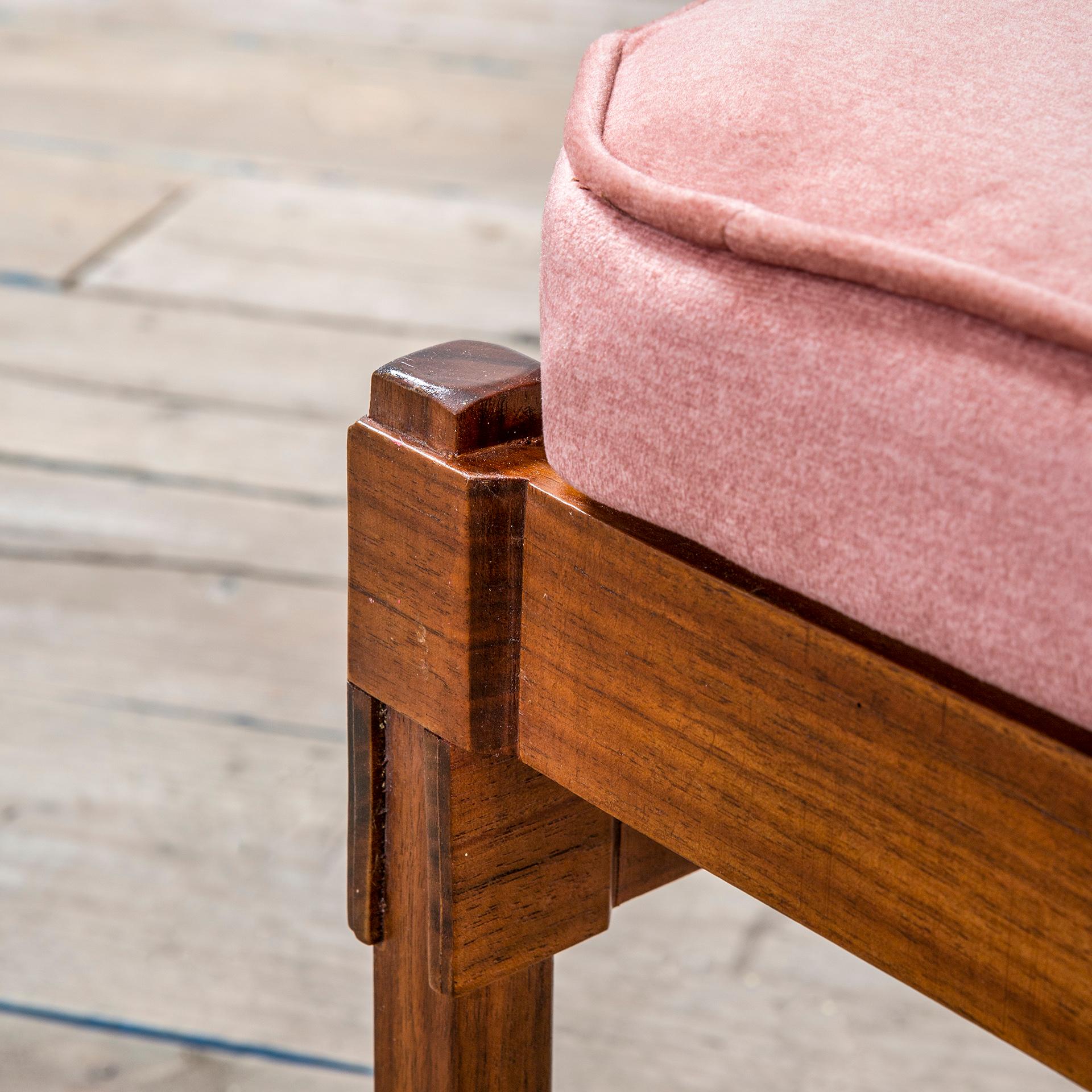 Italian 20th Century Ico Parisi Bench with wooden structure and fabric seating - pink For Sale