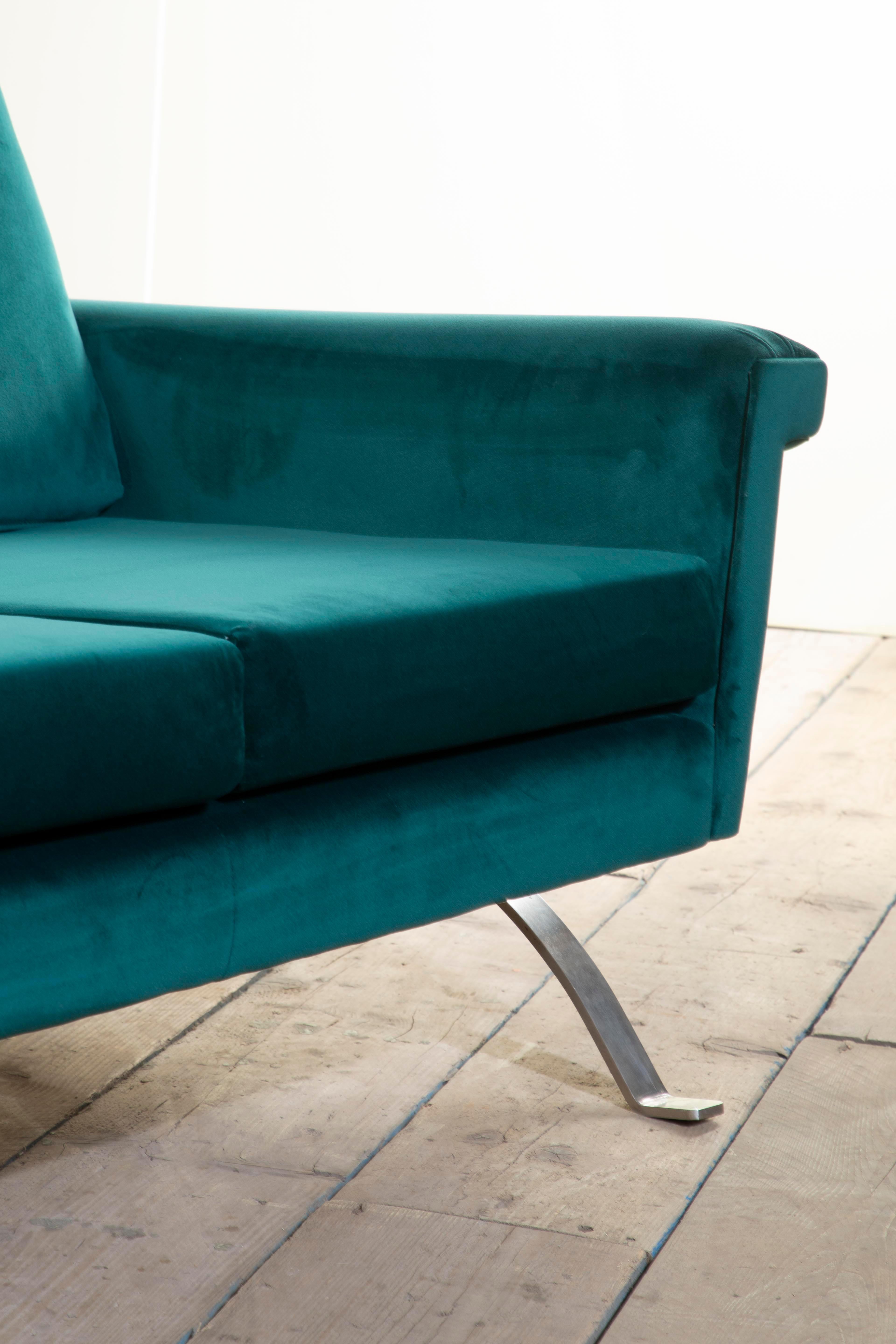 20e siècle, Ico Parisi for Cassina Canapé en velours bleu mod. 975 en vente 3