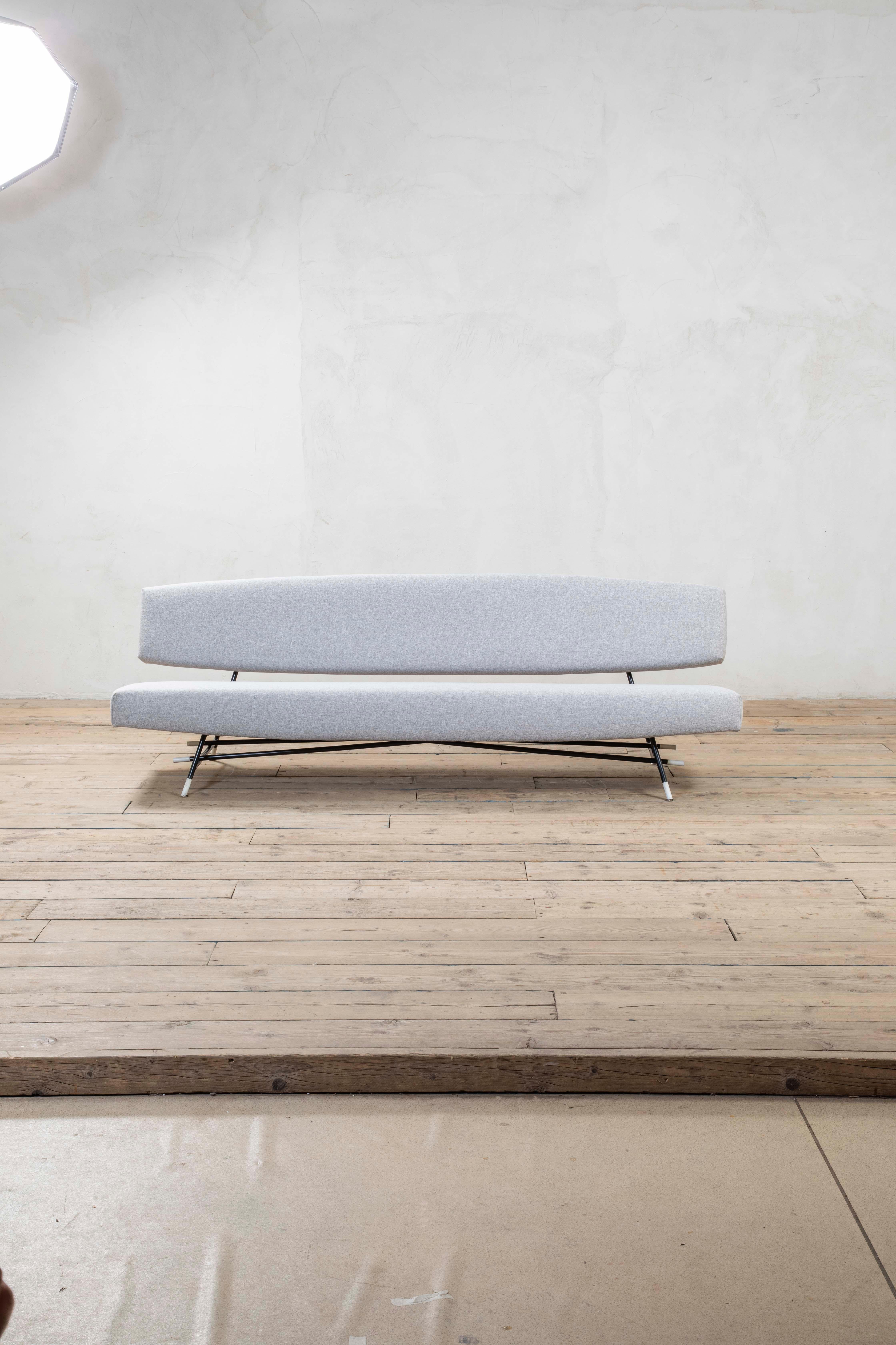 20e siècle, Ico Parisi for Cassina Sofa mod. 865 en vente 4