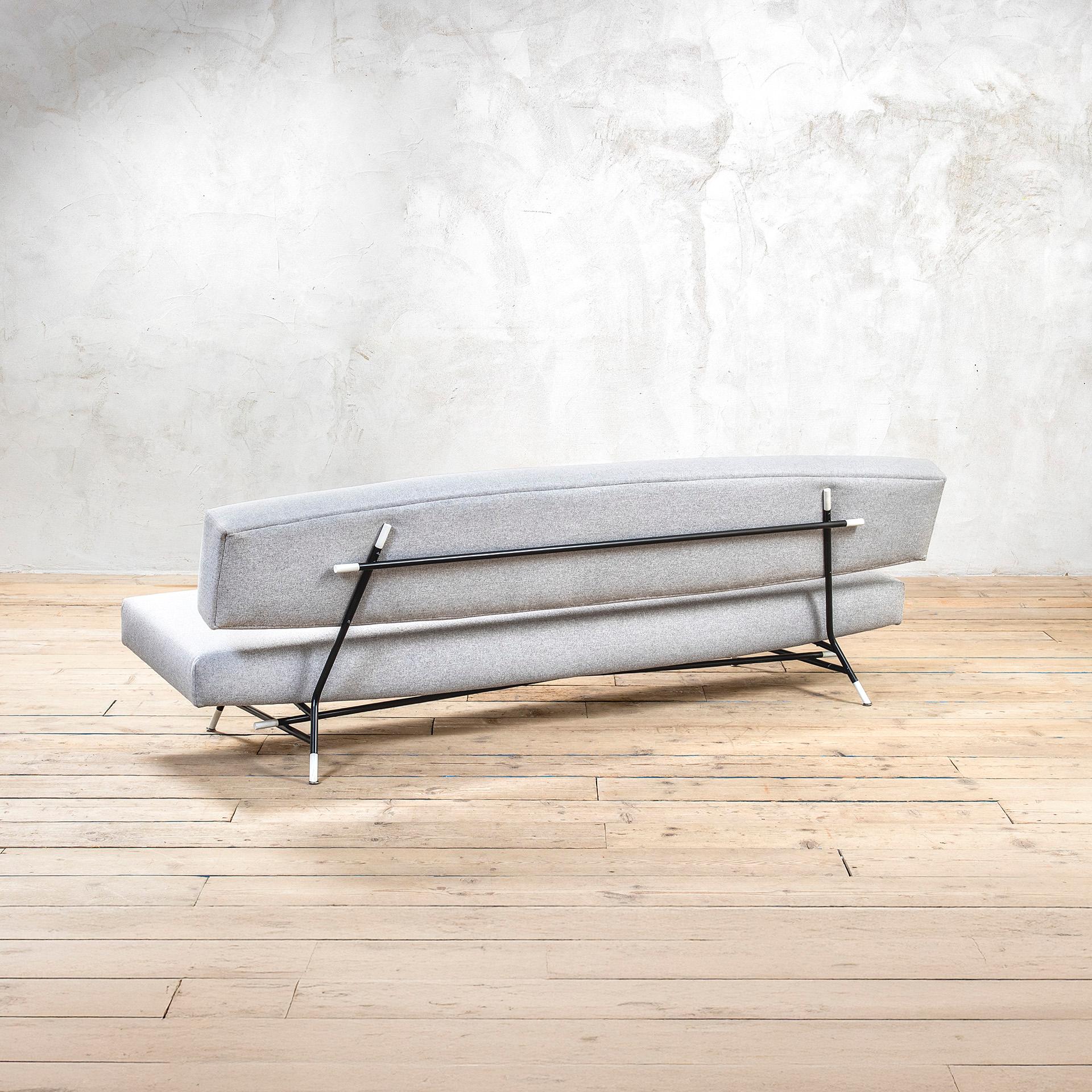 Métal 20e siècle, Ico Parisi for Cassina Sofa mod. 865 en vente