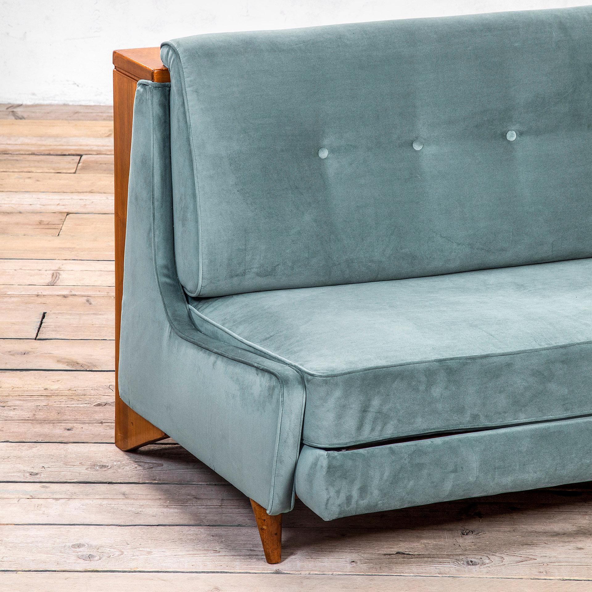 Mid-Century Modern 20th Century Ico Parisi Rare Velvet Sofa, 1961  For Sale