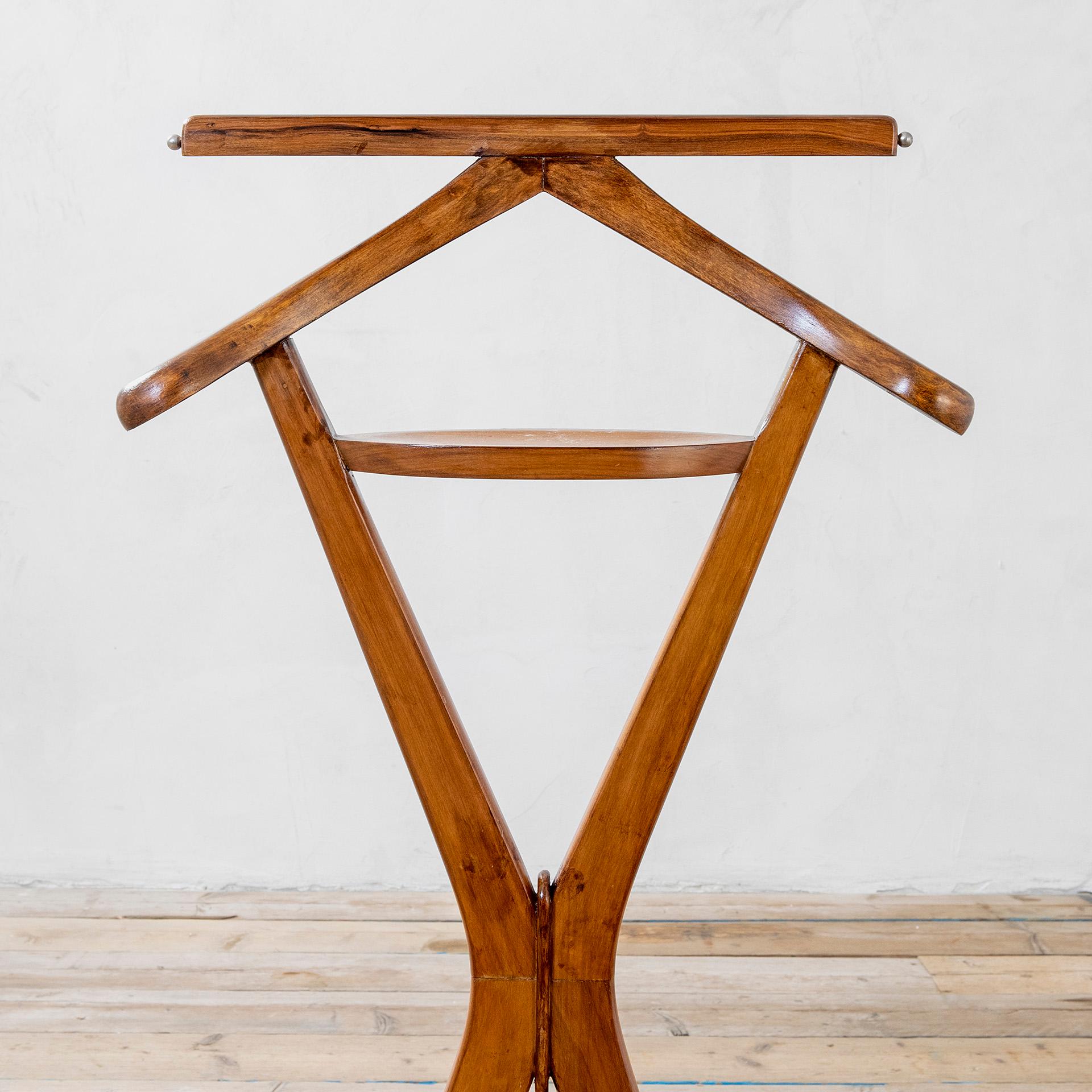 Mid-Century Modern 20th Century Ico Parisi Single Coat Rack in Wood with Metal Casters, Brown 1950s For Sale