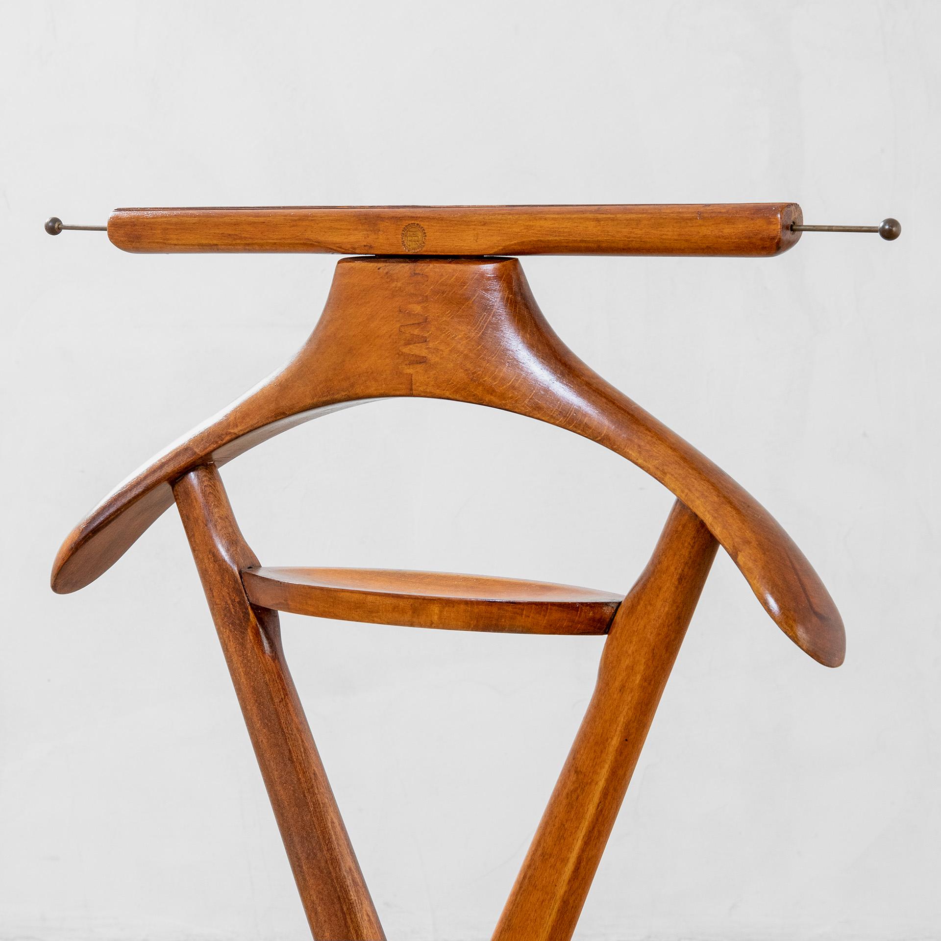 Italian 20th Century Ico Parisi Single Coat Rack in Wood with Metal Casters, Light 1950s For Sale