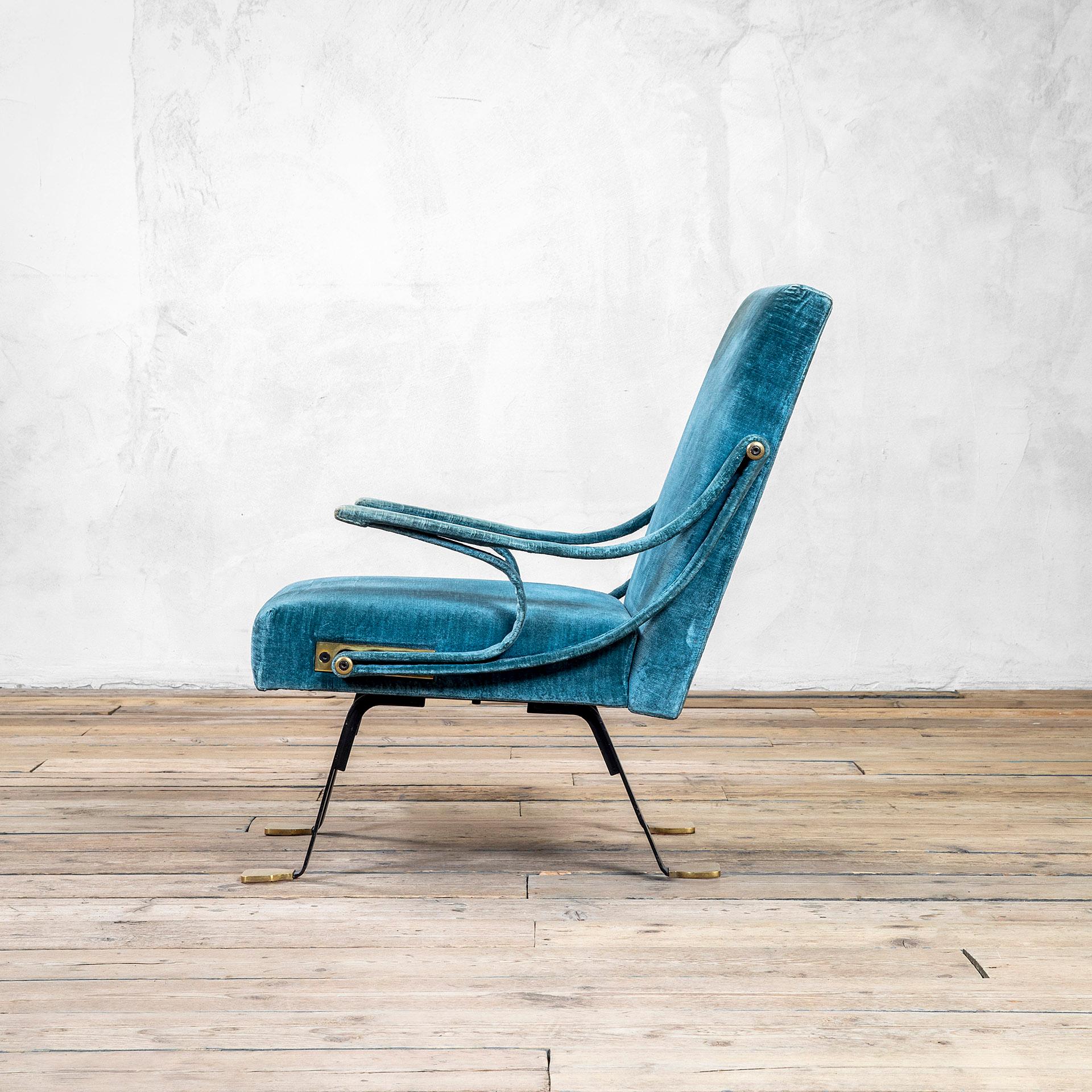 Mid-Century Modern 20e siècle Ignazio Gardella Paire de fauteuils mod. Digamma pour Gavina, années 1950 en vente