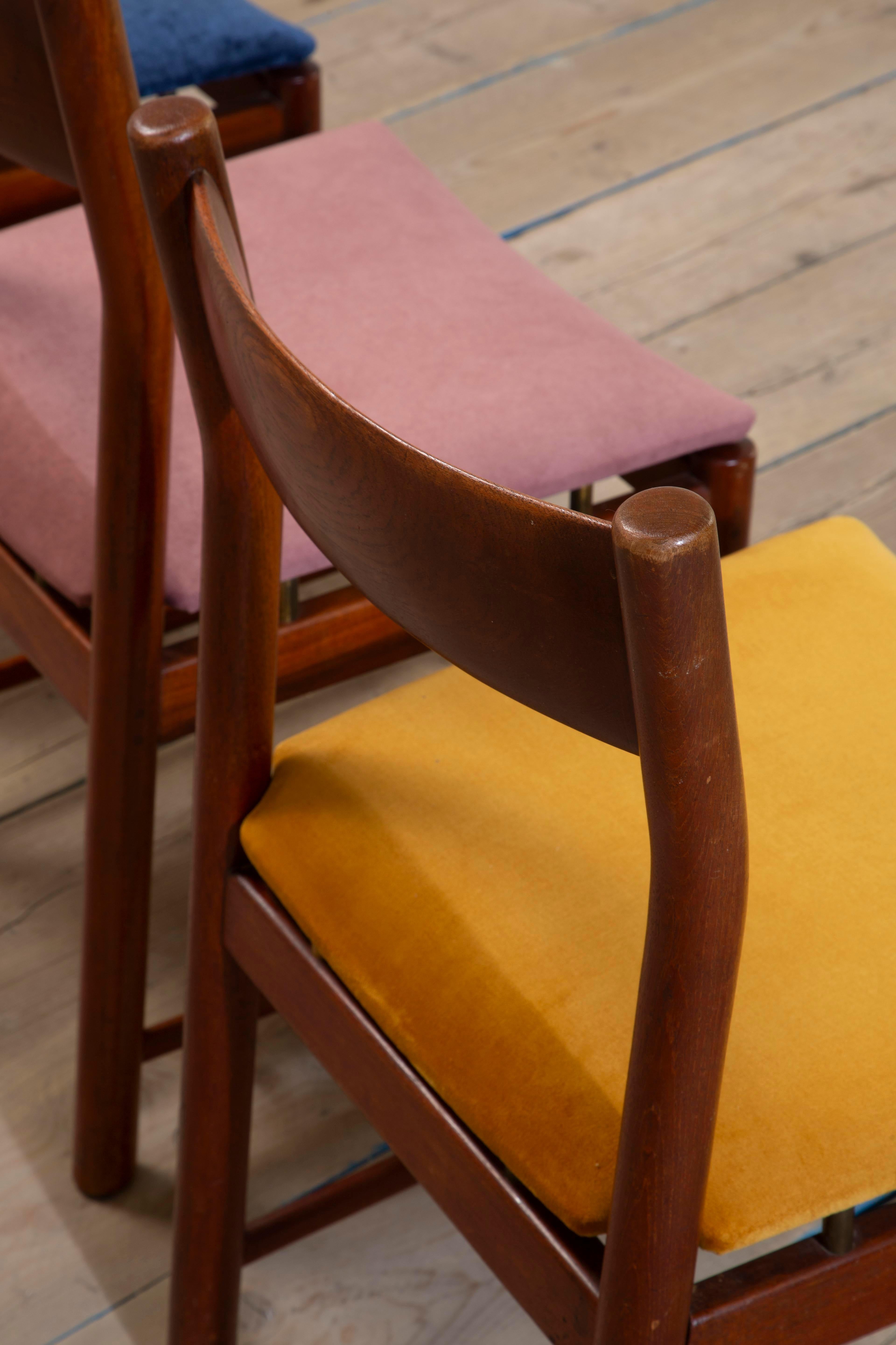 20e siècle, Ilmari Tapiovaara Ensemble de six chaises en bois, 1960 en vente 3