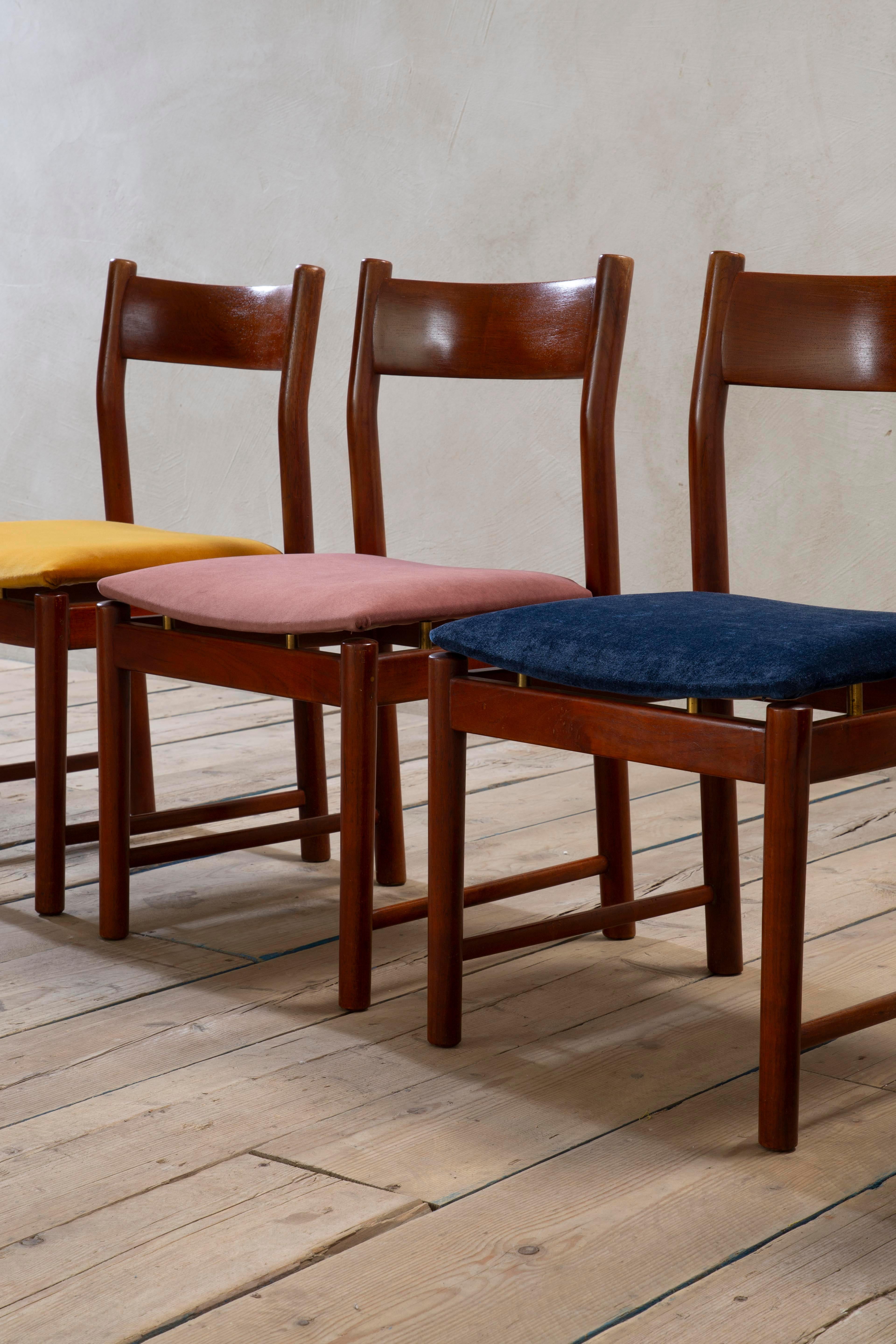 20e siècle, Ilmari Tapiovaara Ensemble de six chaises en bois, 1960 en vente 6