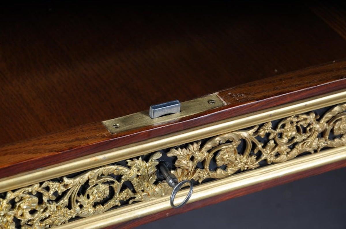 Scrivania imperiale del XX secolo nello stile di Luigi XVI in vendita 5