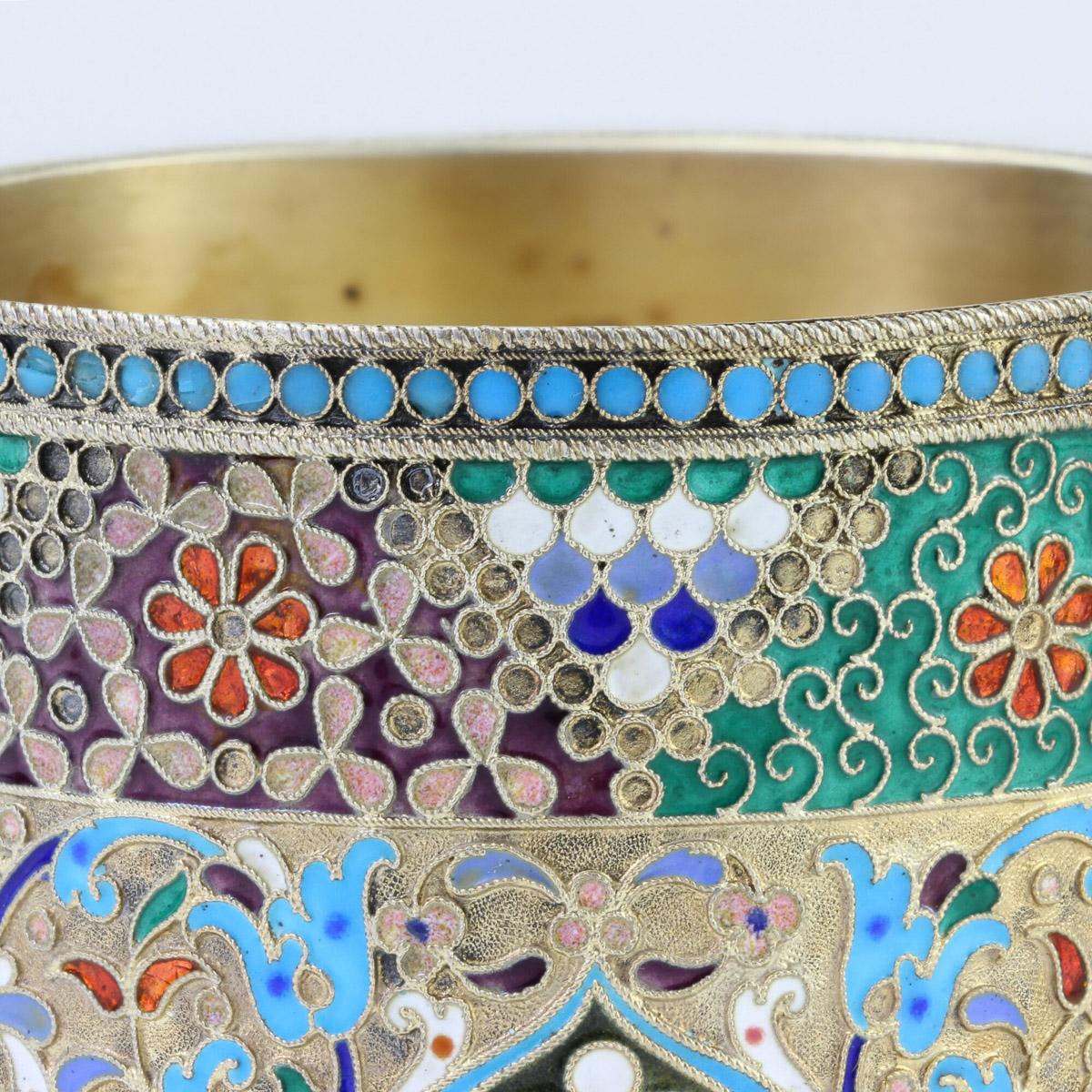 20th Century Imperial Russian Solid Silver-Gilt Enamel Tea Glass Holder, c.1900 9
