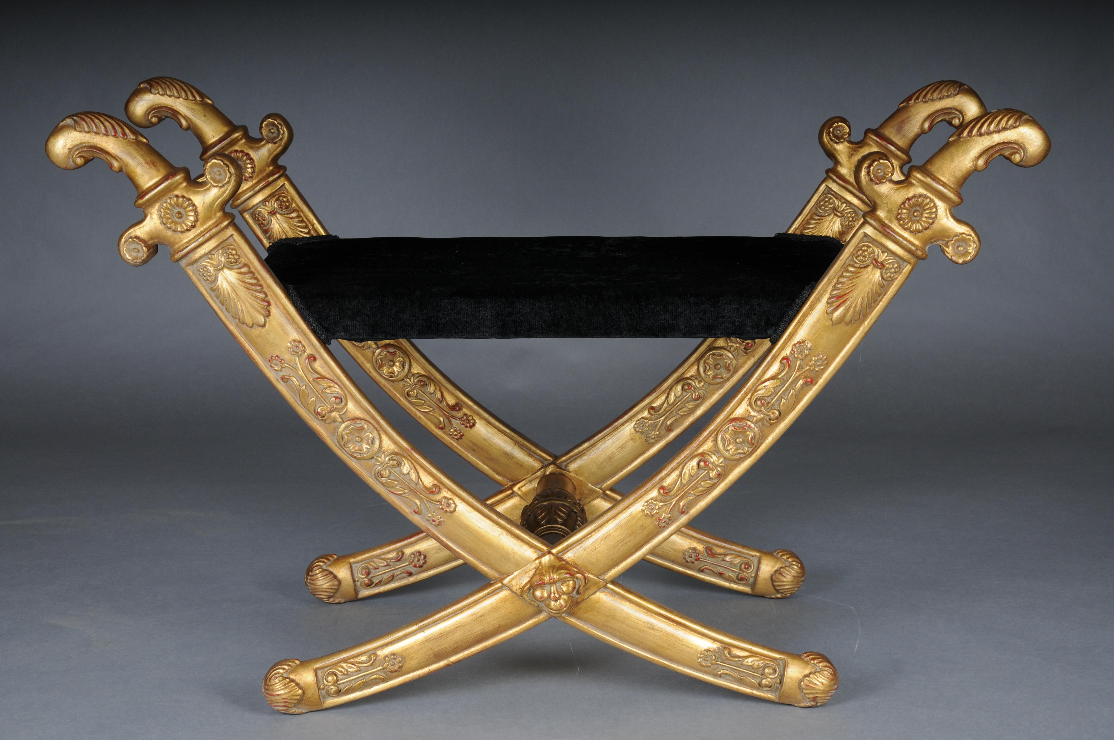 Sgabello a sciabola dell'Impero francese del XX secolo, legno di faggio, oro. in vendita 3