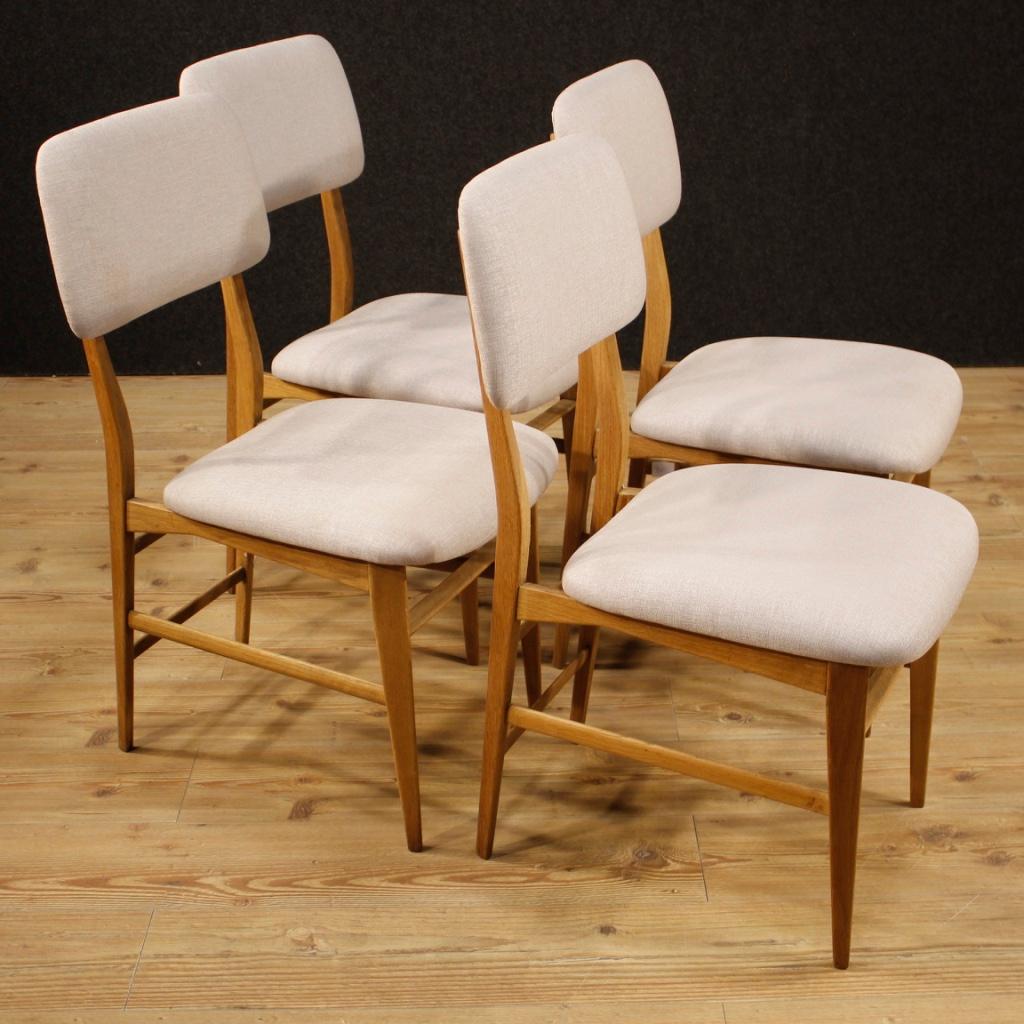 4 italienische Designstühle aus grauem Stoff des 20. Jahrhunderts, 1950 3