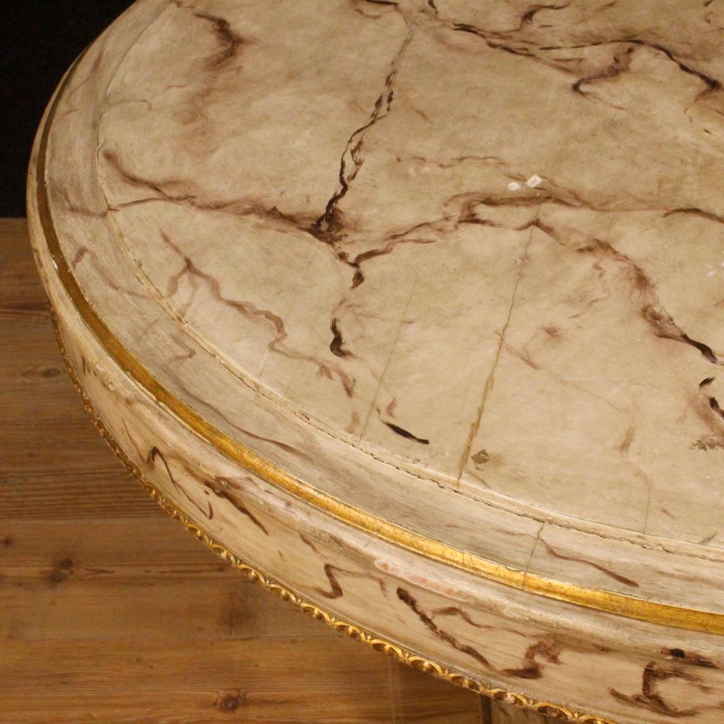 20th Century Lacquered and Gilded Wood French Round Table, 1960 5